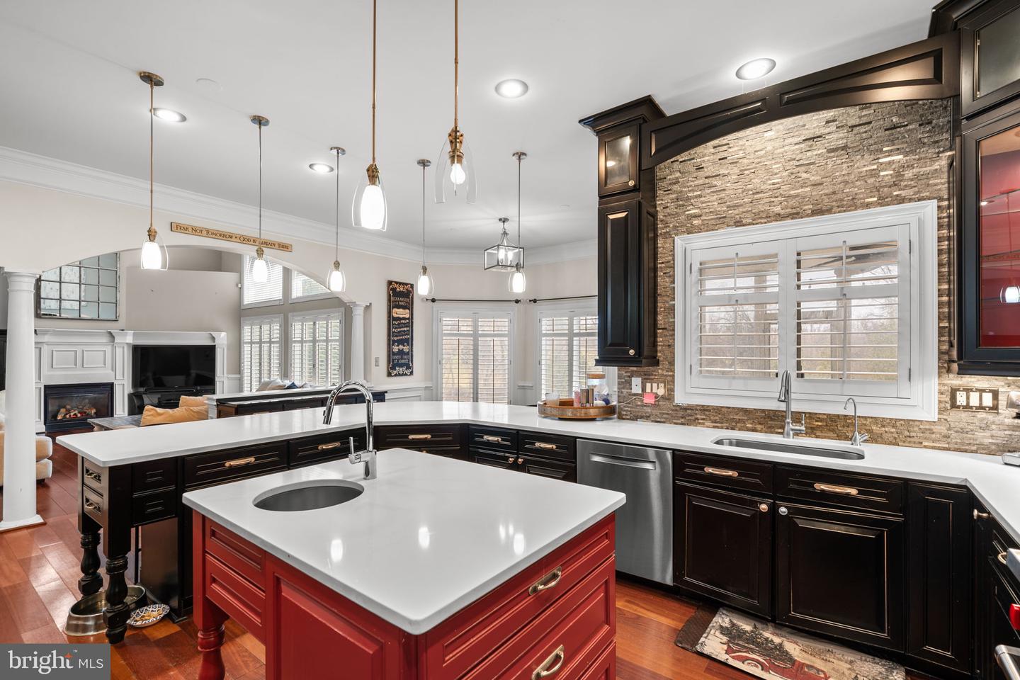 16503 LONEOAK PL, HAMILTON, Virginia 20158, 6 Bedrooms Bedrooms, 1 Room Rooms,4 BathroomsBathrooms,Residential,For sale,16503 LONEOAK PL,VALO2113620 MLS # VALO2113620