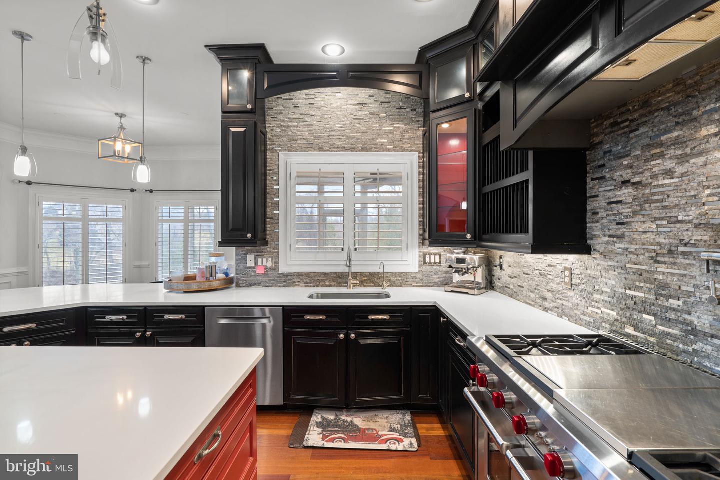 16503 LONEOAK PL, HAMILTON, Virginia 20158, 6 Bedrooms Bedrooms, 1 Room Rooms,4 BathroomsBathrooms,Residential,For sale,16503 LONEOAK PL,VALO2113620 MLS # VALO2113620