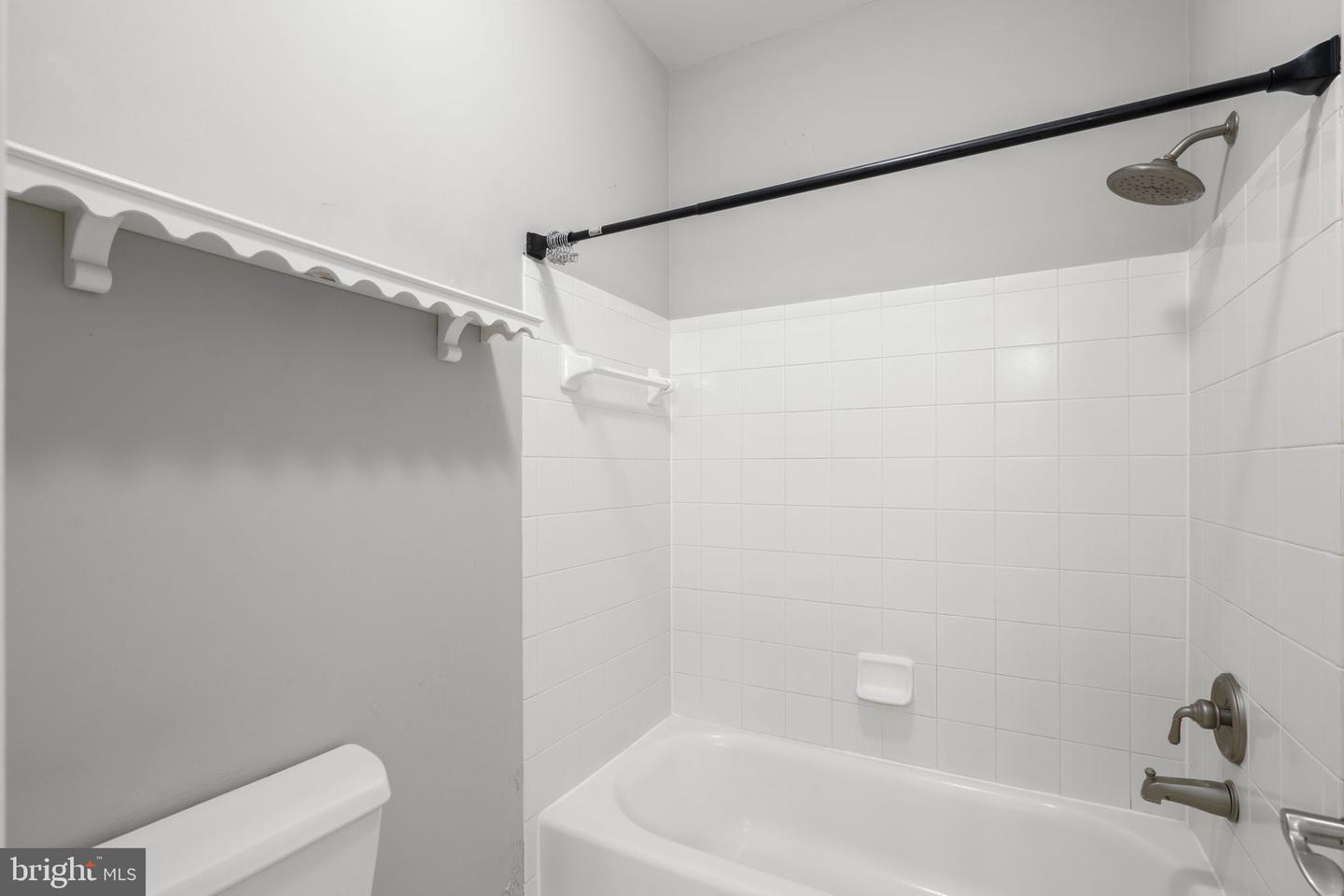 16503 LONEOAK PL, HAMILTON, Virginia 20158, 6 Bedrooms Bedrooms, 1 Room Rooms,4 BathroomsBathrooms,Residential,For sale,16503 LONEOAK PL,VALO2113620 MLS # VALO2113620