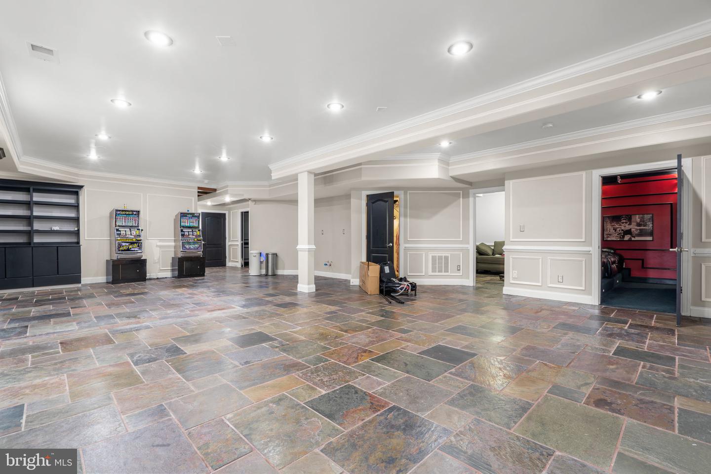 16503 LONEOAK PL, HAMILTON, Virginia 20158, 6 Bedrooms Bedrooms, 1 Room Rooms,4 BathroomsBathrooms,Residential,For sale,16503 LONEOAK PL,VALO2113620 MLS # VALO2113620