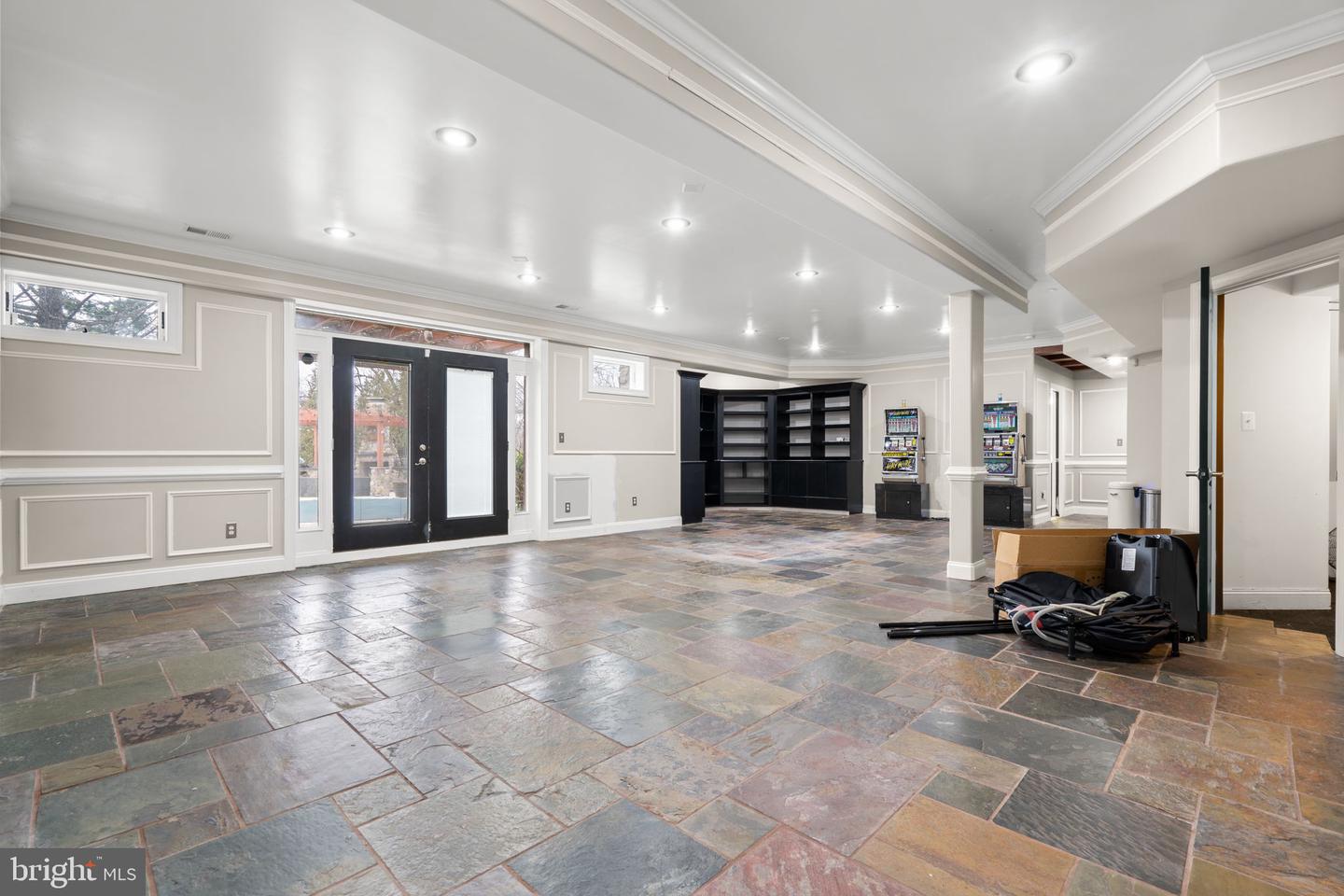 16503 LONEOAK PL, HAMILTON, Virginia 20158, 6 Bedrooms Bedrooms, 1 Room Rooms,4 BathroomsBathrooms,Residential,For sale,16503 LONEOAK PL,VALO2113620 MLS # VALO2113620