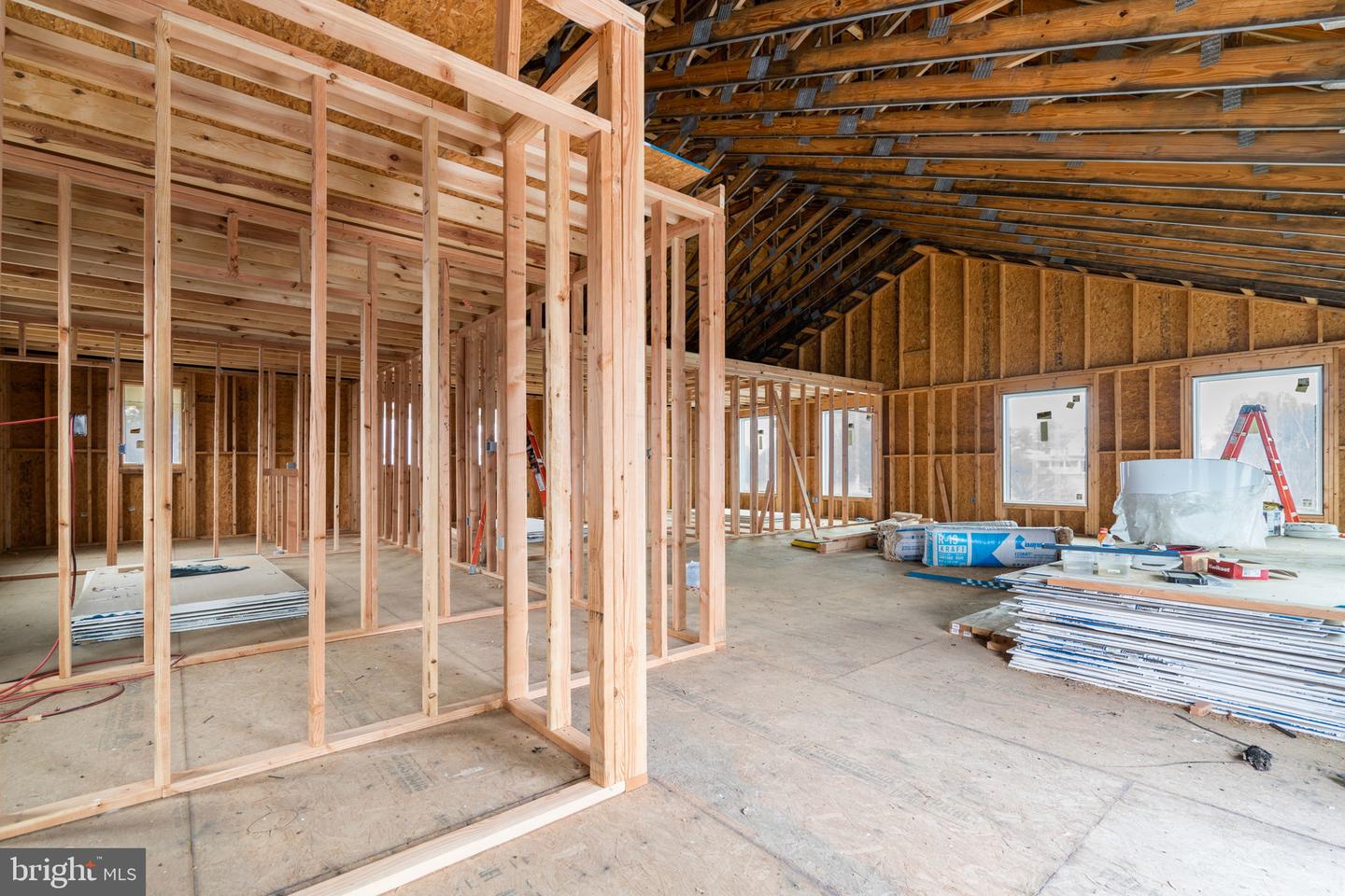 16503 LONEOAK PL, HAMILTON, Virginia 20158, 6 Bedrooms Bedrooms, 1 Room Rooms,4 BathroomsBathrooms,Residential,For sale,16503 LONEOAK PL,VALO2113620 MLS # VALO2113620