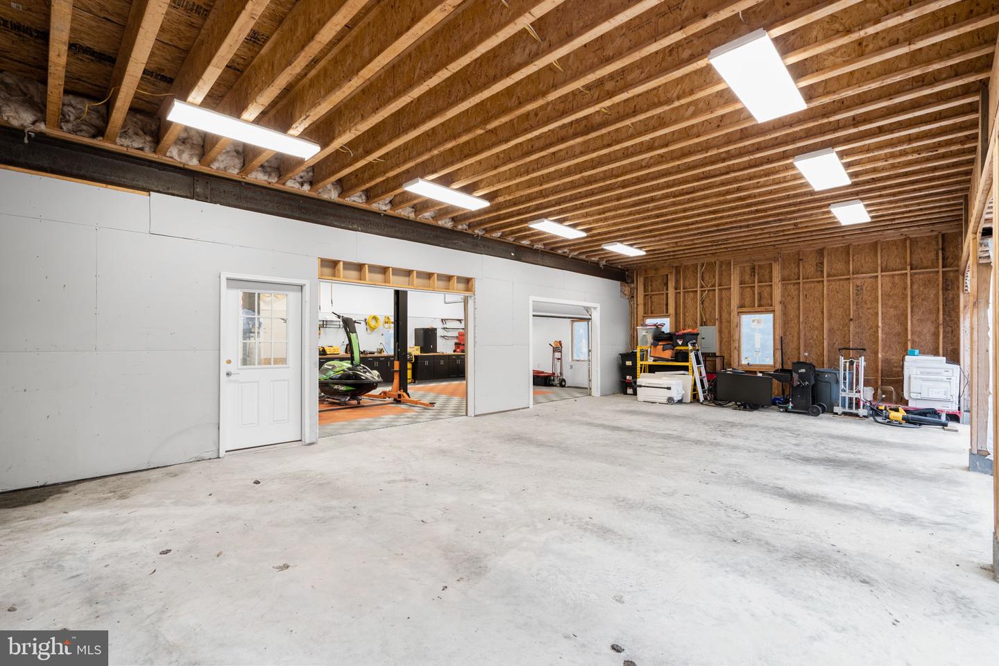 16503 LONEOAK PL, HAMILTON, Virginia 20158, 6 Bedrooms Bedrooms, 1 Room Rooms,4 BathroomsBathrooms,Residential,For sale,16503 LONEOAK PL,VALO2113620 MLS # VALO2113620