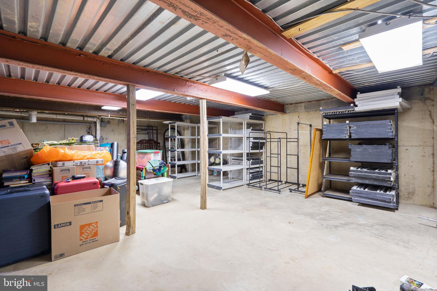 16503 LONEOAK PL, HAMILTON, Virginia 20158, 6 Bedrooms Bedrooms, 1 Room Rooms,4 BathroomsBathrooms,Residential,For sale,16503 LONEOAK PL,VALO2113620 MLS # VALO2113620