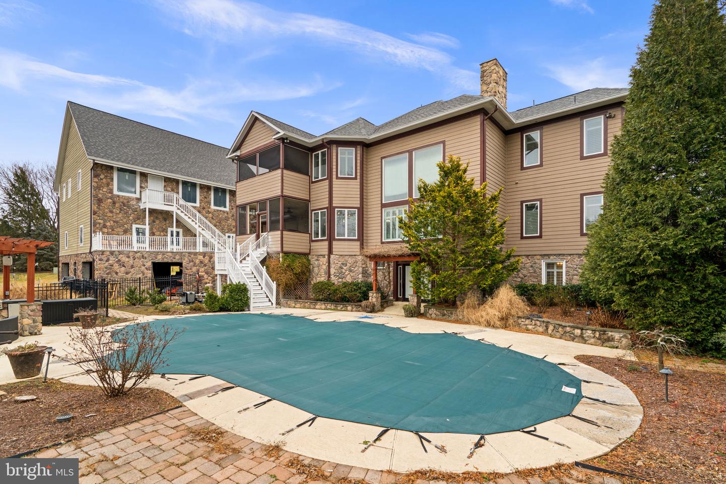 16503 LONEOAK PL, HAMILTON, Virginia 20158, 6 Bedrooms Bedrooms, 1 Room Rooms,4 BathroomsBathrooms,Residential,For sale,16503 LONEOAK PL,VALO2113620 MLS # VALO2113620