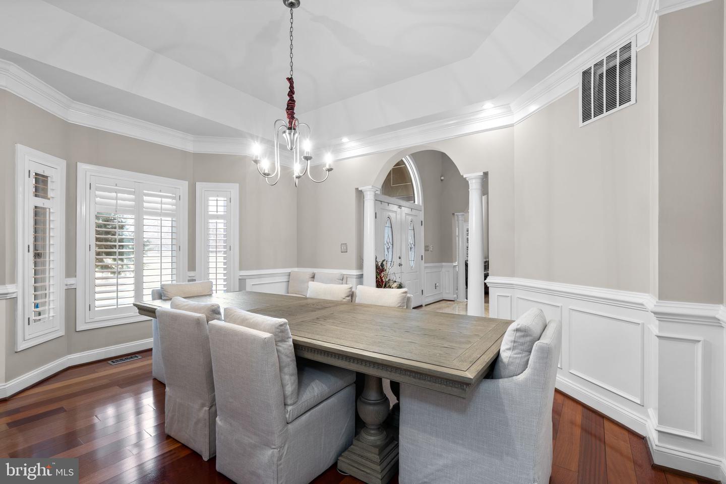 16503 LONEOAK PL, HAMILTON, Virginia 20158, 6 Bedrooms Bedrooms, 1 Room Rooms,4 BathroomsBathrooms,Residential,For sale,16503 LONEOAK PL,VALO2113620 MLS # VALO2113620