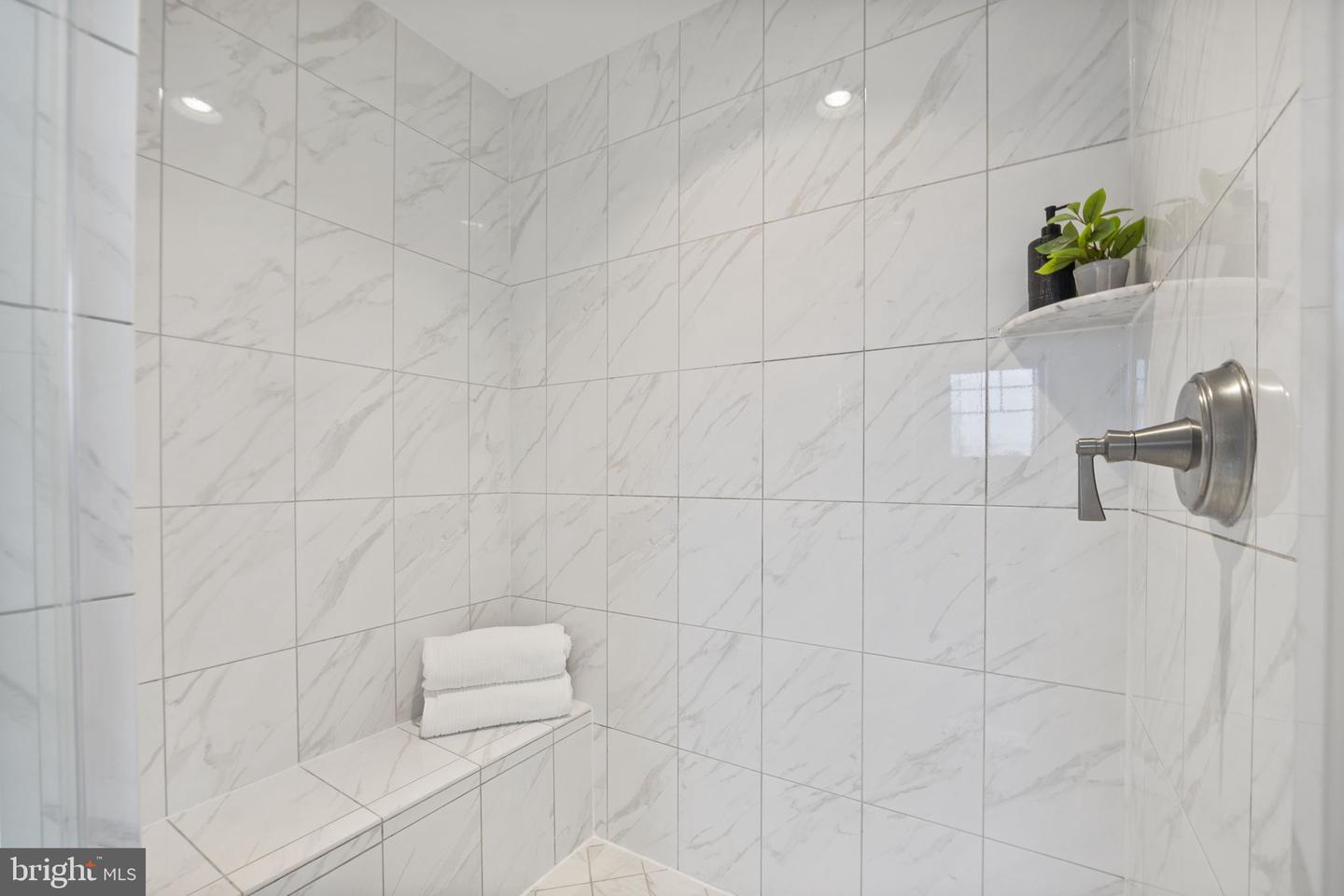 6712 DEAN DR, MCLEAN, Virginia 22101, 6 Bedrooms Bedrooms, 16 Rooms Rooms,5 BathroomsBathrooms,Residential,For sale,6712 DEAN DR,VAFX2284892 MLS # VAFX2284892 6712 DEAN DR, MCLEAN, Virginia 22101, 6 Bedrooms Bedrooms, 16 Rooms Rooms,5 BathroomsBathrooms,Residential,For sale,6712 DEAN DR,VAFX2284892 MLS # VAFX2284892