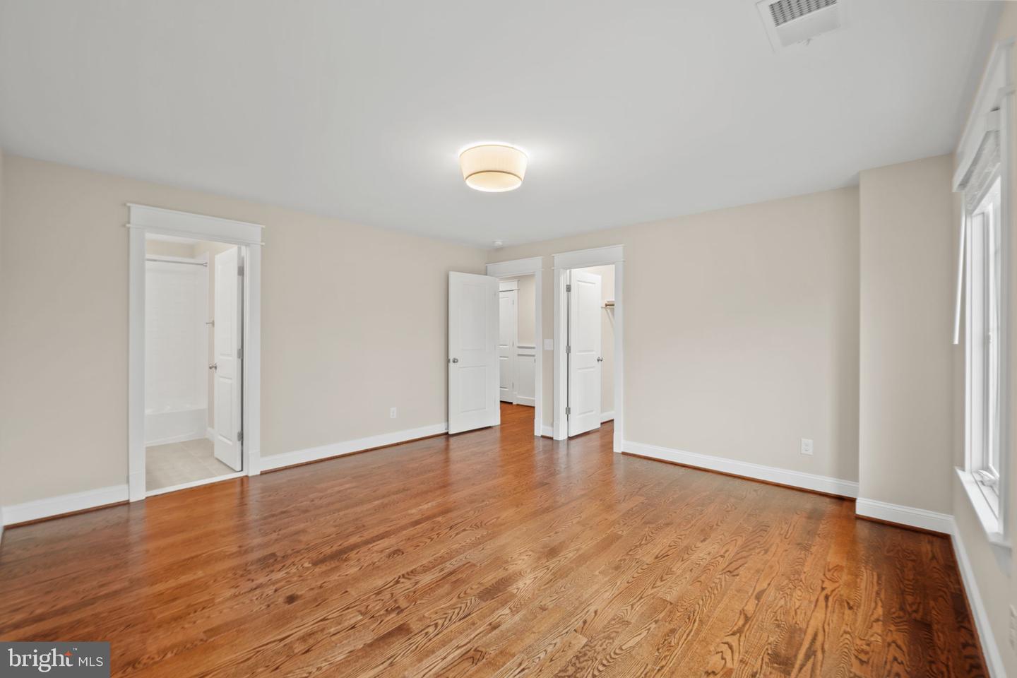 6712 DEAN DR, MCLEAN, Virginia 22101, 6 Bedrooms Bedrooms, 16 Rooms Rooms,5 BathroomsBathrooms,Residential,For sale,6712 DEAN DR,VAFX2284892 MLS # VAFX2284892 6712 DEAN DR, MCLEAN, Virginia 22101, 6 Bedrooms Bedrooms, 16 Rooms Rooms,5 BathroomsBathrooms,Residential,For sale,6712 DEAN DR,VAFX2284892 MLS # VAFX2284892