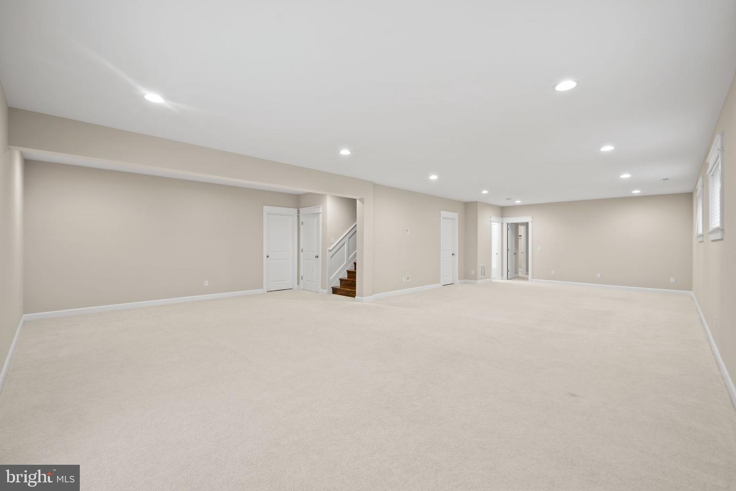 6712 DEAN DR, MCLEAN, Virginia 22101, 6 Bedrooms Bedrooms, 16 Rooms Rooms,5 BathroomsBathrooms,Residential,For sale,6712 DEAN DR,VAFX2284892 MLS # VAFX2284892 6712 DEAN DR, MCLEAN, Virginia 22101, 6 Bedrooms Bedrooms, 16 Rooms Rooms,5 BathroomsBathrooms,Residential,For sale,6712 DEAN DR,VAFX2284892 MLS # VAFX2284892