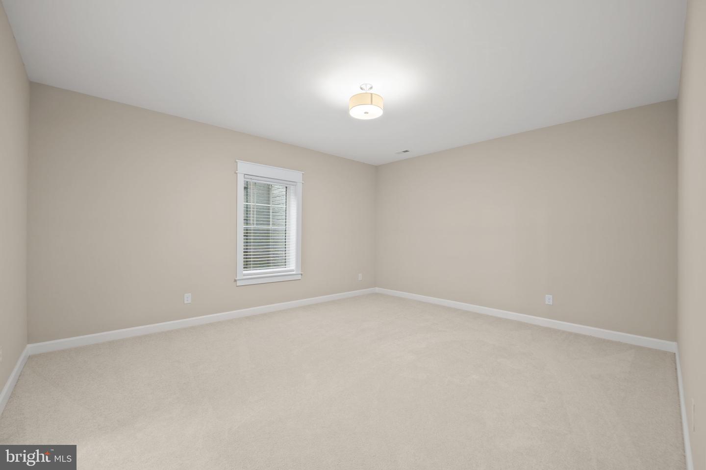 6712 DEAN DR, MCLEAN, Virginia 22101, 6 Bedrooms Bedrooms, 16 Rooms Rooms,5 BathroomsBathrooms,Residential,For sale,6712 DEAN DR,VAFX2284892 MLS # VAFX2284892 6712 DEAN DR, MCLEAN, Virginia 22101, 6 Bedrooms Bedrooms, 16 Rooms Rooms,5 BathroomsBathrooms,Residential,For sale,6712 DEAN DR,VAFX2284892 MLS # VAFX2284892