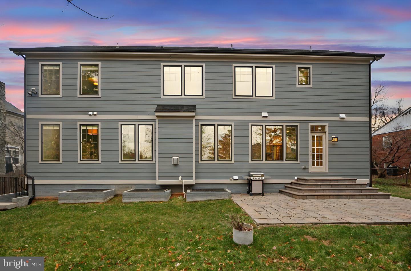 6712 DEAN DR, MCLEAN, Virginia 22101, 6 Bedrooms Bedrooms, 16 Rooms Rooms,5 BathroomsBathrooms,Residential,For sale,6712 DEAN DR,VAFX2284892 MLS # VAFX2284892 6712 DEAN DR, MCLEAN, Virginia 22101, 6 Bedrooms Bedrooms, 16 Rooms Rooms,5 BathroomsBathrooms,Residential,For sale,6712 DEAN DR,VAFX2284892 MLS # VAFX2284892