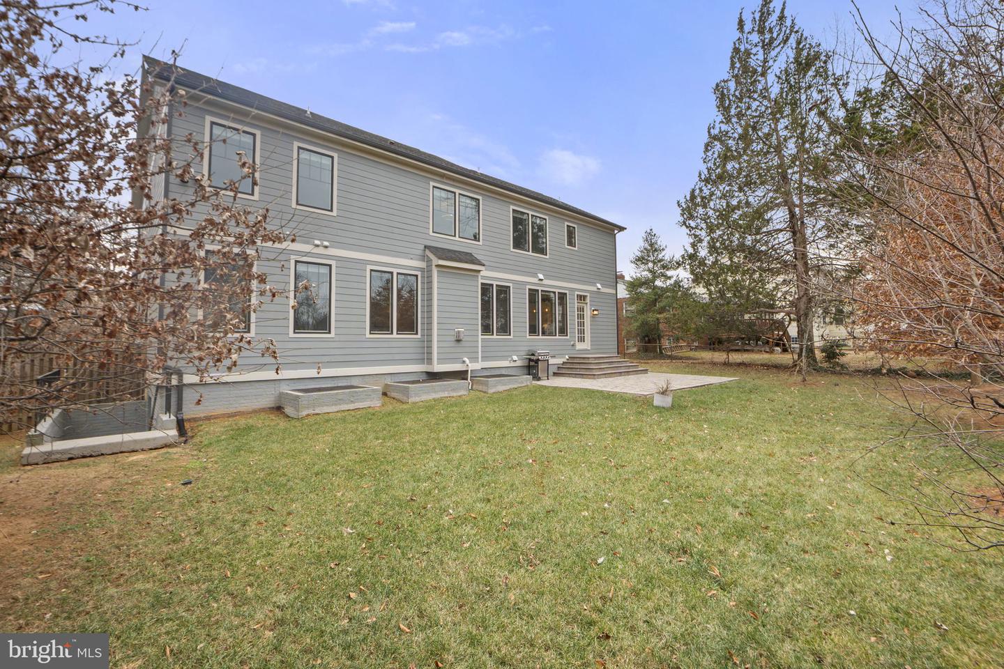 6712 DEAN DR, MCLEAN, Virginia 22101, 6 Bedrooms Bedrooms, 16 Rooms Rooms,5 BathroomsBathrooms,Residential,For sale,6712 DEAN DR,VAFX2284892 MLS # VAFX2284892 6712 DEAN DR, MCLEAN, Virginia 22101, 6 Bedrooms Bedrooms, 16 Rooms Rooms,5 BathroomsBathrooms,Residential,For sale,6712 DEAN DR,VAFX2284892 MLS # VAFX2284892