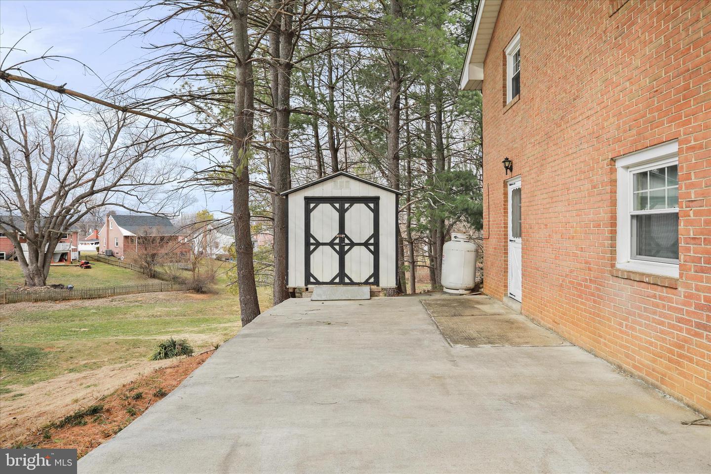 4 EVELYN CT, FRONT ROYAL, Virginia 22630, 3 Bedrooms Bedrooms, ,1 BathroomBathrooms,Residential,For sale,4 EVELYN CT,VAWR2013064 MLS # VAWR2013064 4 EVELYN CT, FRONT ROYAL, Virginia 22630, 3 Bedrooms Bedrooms, ,1 BathroomBathrooms,Residential,For sale,4 EVELYN CT,VAWR2013064 MLS # VAWR2013064