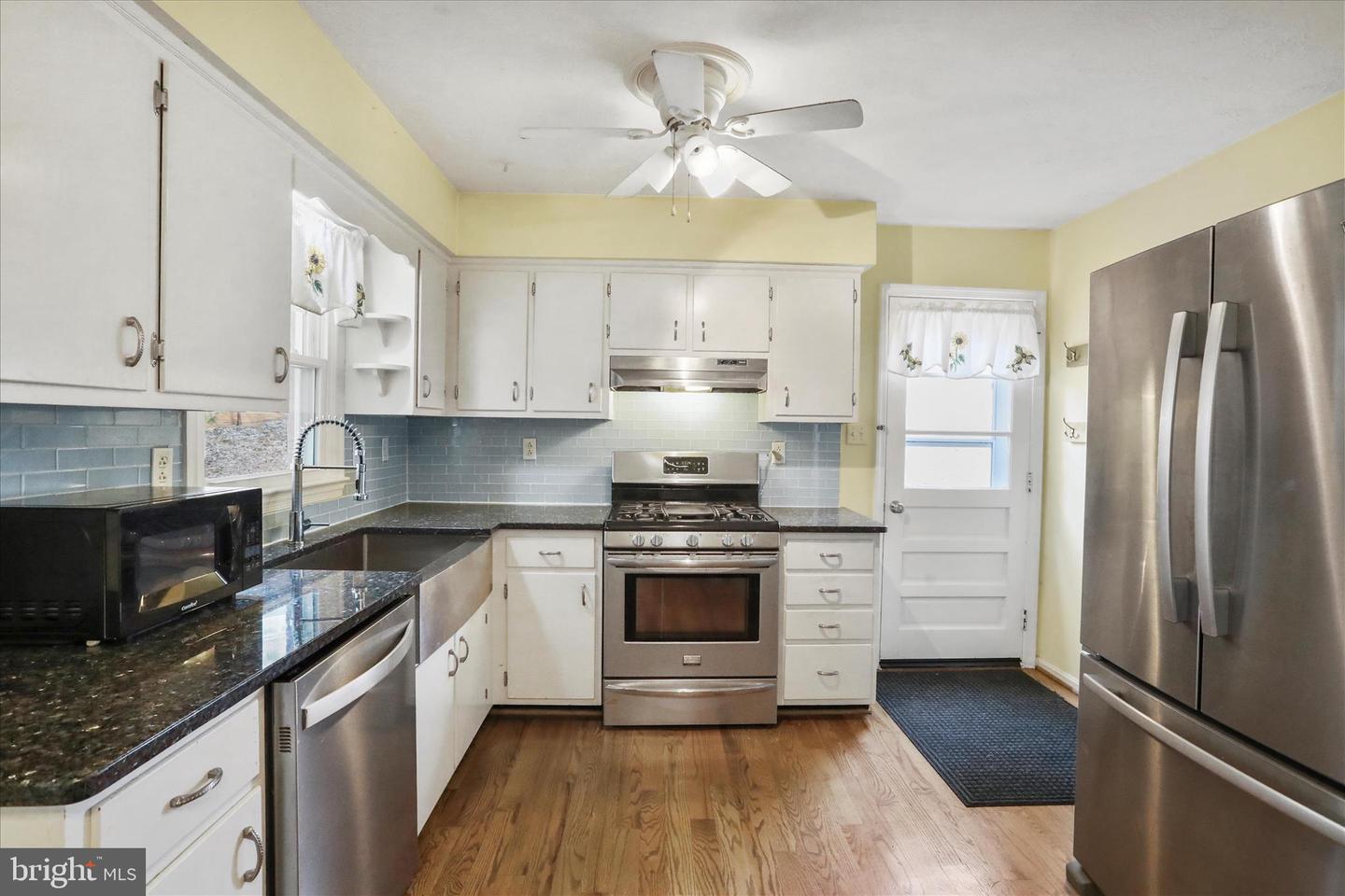 4 EVELYN CT, FRONT ROYAL, Virginia 22630, 3 Bedrooms Bedrooms, ,1 BathroomBathrooms,Residential,For sale,4 EVELYN CT,VAWR2013064 MLS # VAWR2013064 4 EVELYN CT, FRONT ROYAL, Virginia 22630, 3 Bedrooms Bedrooms, ,1 BathroomBathrooms,Residential,For sale,4 EVELYN CT,VAWR2013064 MLS # VAWR2013064