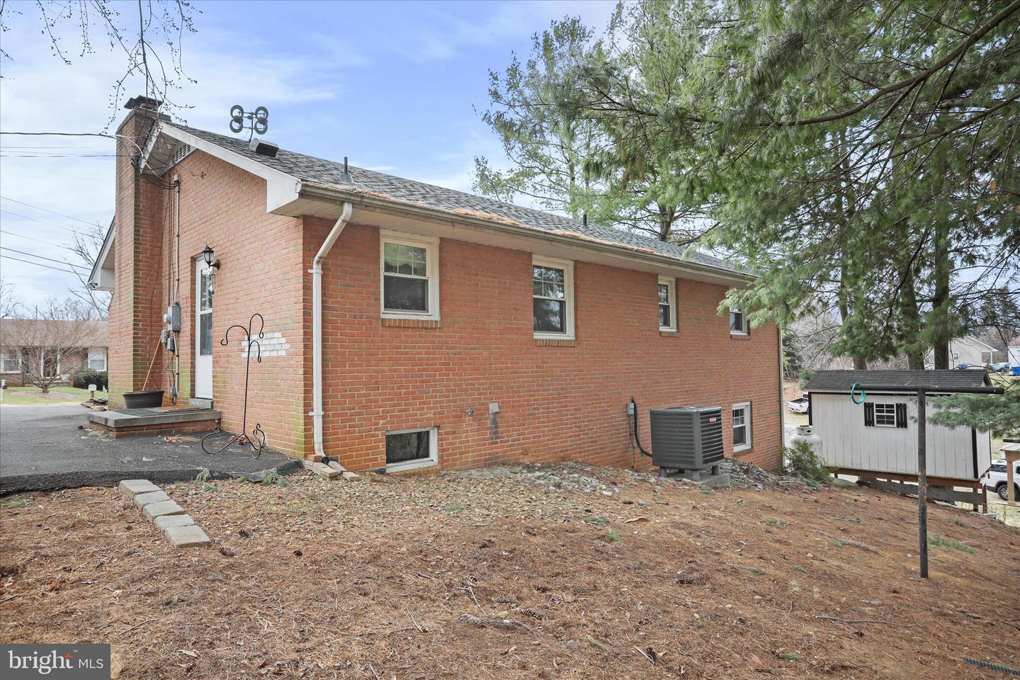 4 EVELYN CT, FRONT ROYAL, Virginia 22630, 3 Bedrooms Bedrooms, ,1 BathroomBathrooms,Residential,For sale,4 EVELYN CT,VAWR2013064 MLS # VAWR2013064 4 EVELYN CT, FRONT ROYAL, Virginia 22630, 3 Bedrooms Bedrooms, ,1 BathroomBathrooms,Residential,For sale,4 EVELYN CT,VAWR2013064 MLS # VAWR2013064