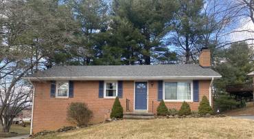 4 EVELYN CT, FRONT ROYAL, Virginia 22630, 3 Bedrooms Bedrooms, ,1 BathroomBathrooms,Residential,For sale,4 EVELYN CT,VAWR2013064 MLS # VAWR2013064