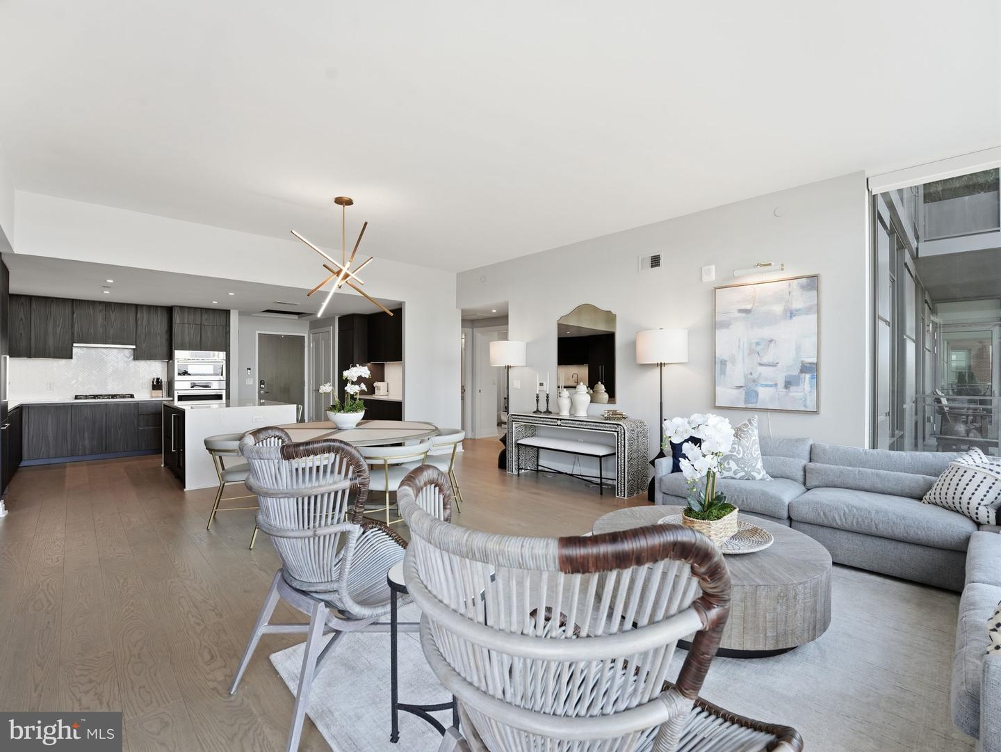 1201 N ROYAL ST #407, ALEXANDRIA, Virginia 22314, 2 Bedrooms Bedrooms, ,2 BathroomsBathrooms,Residential,For sale,1201 N ROYAL ST #407,VAAX2053022 MLS # VAAX2053022