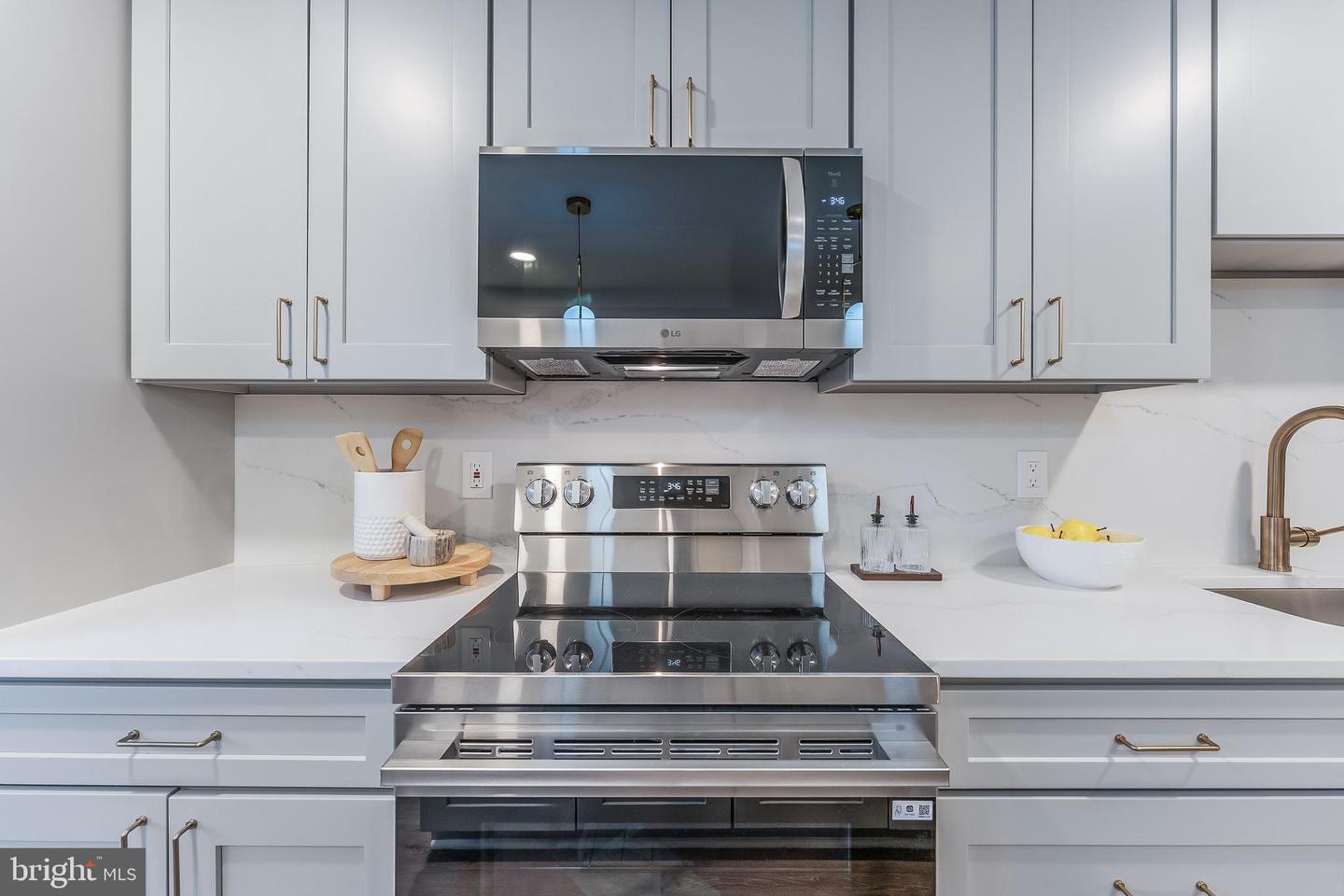 11713 NEWBRIDGE CT, RESTON, Virginia 20191, 4 Bedrooms Bedrooms, ,3 BathroomsBathrooms,Residential,For sale,11713 NEWBRIDGE CT,VAFX2285224 MLS # VAFX2285224 11713 NEWBRIDGE CT, RESTON, Virginia 20191, 4 Bedrooms Bedrooms, ,3 BathroomsBathrooms,Residential,For sale,11713 NEWBRIDGE CT,VAFX2285224 MLS # VAFX2285224