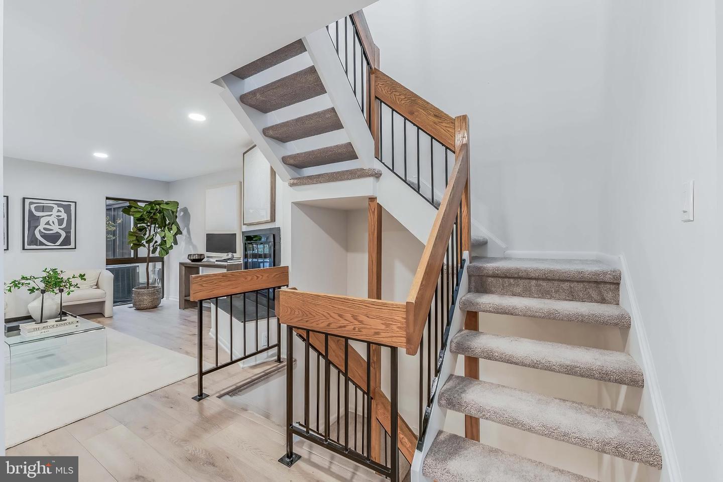 11713 NEWBRIDGE CT, RESTON, Virginia 20191, 4 Bedrooms Bedrooms, ,3 BathroomsBathrooms,Residential,For sale,11713 NEWBRIDGE CT,VAFX2285224 MLS # VAFX2285224 11713 NEWBRIDGE CT, RESTON, Virginia 20191, 4 Bedrooms Bedrooms, ,3 BathroomsBathrooms,Residential,For sale,11713 NEWBRIDGE CT,VAFX2285224 MLS # VAFX2285224