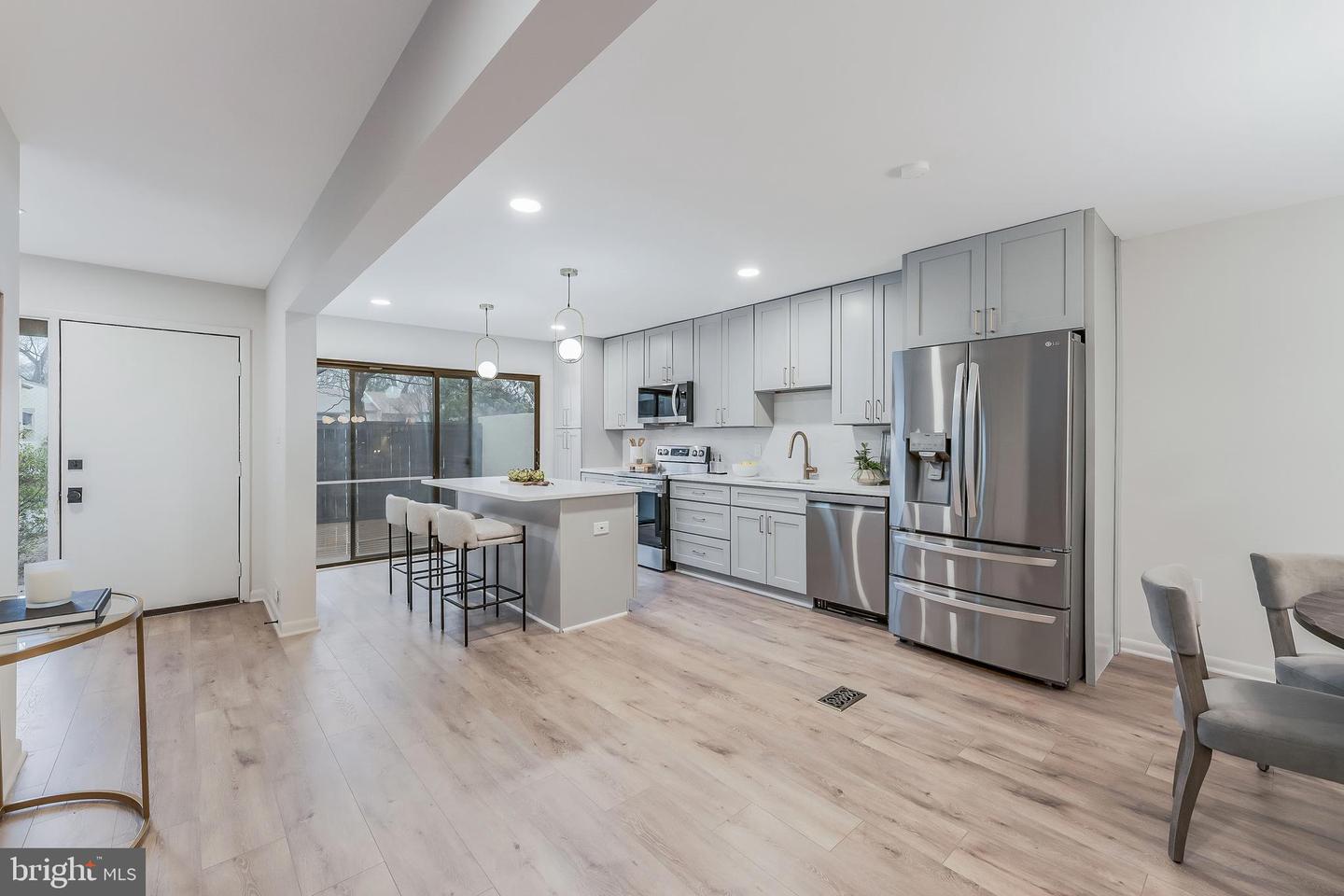 11713 NEWBRIDGE CT, RESTON, Virginia 20191, 4 Bedrooms Bedrooms, ,3 BathroomsBathrooms,Residential,For sale,11713 NEWBRIDGE CT,VAFX2285224 MLS # VAFX2285224 11713 NEWBRIDGE CT, RESTON, Virginia 20191, 4 Bedrooms Bedrooms, ,3 BathroomsBathrooms,Residential,For sale,11713 NEWBRIDGE CT,VAFX2285224 MLS # VAFX2285224