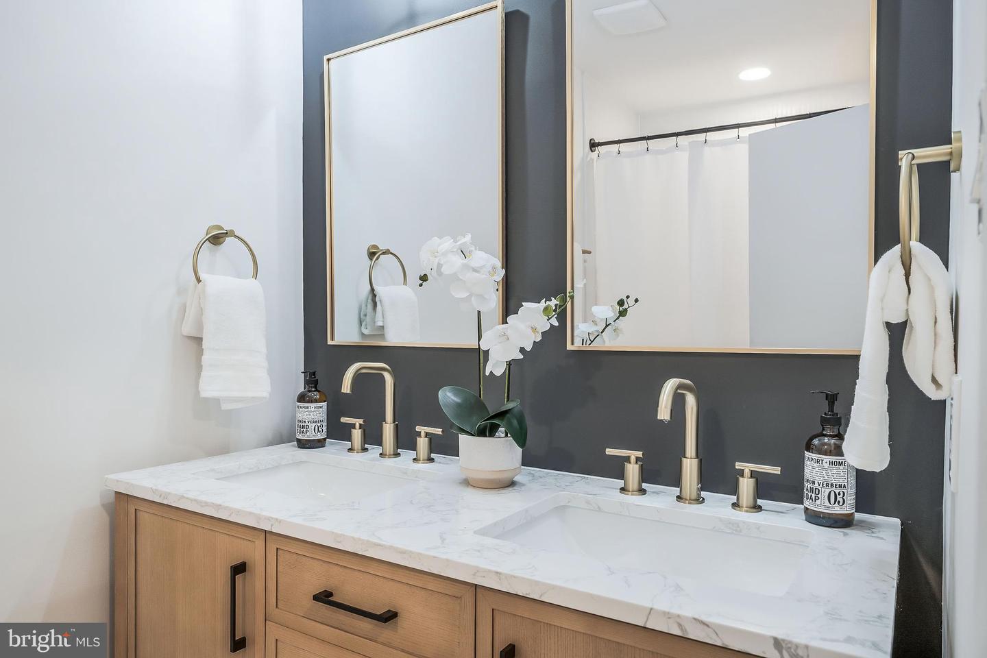 11713 NEWBRIDGE CT, RESTON, Virginia 20191, 4 Bedrooms Bedrooms, ,3 BathroomsBathrooms,Residential,For sale,11713 NEWBRIDGE CT,VAFX2285224 MLS # VAFX2285224 11713 NEWBRIDGE CT, RESTON, Virginia 20191, 4 Bedrooms Bedrooms, ,3 BathroomsBathrooms,Residential,For sale,11713 NEWBRIDGE CT,VAFX2285224 MLS # VAFX2285224