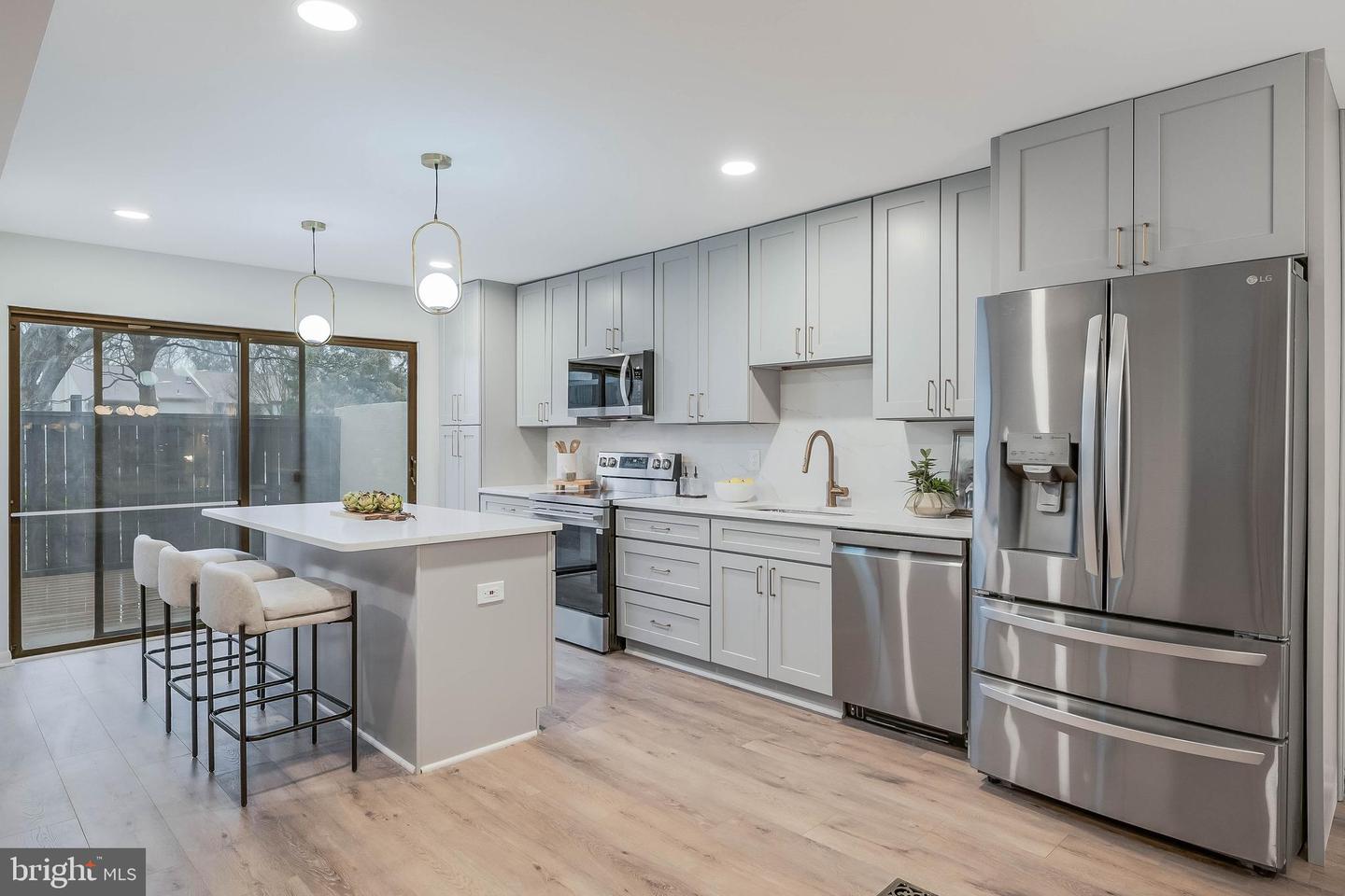 11713 NEWBRIDGE CT, RESTON, Virginia 20191, 4 Bedrooms Bedrooms, ,3 BathroomsBathrooms,Residential,For sale,11713 NEWBRIDGE CT,VAFX2285224 MLS # VAFX2285224 11713 NEWBRIDGE CT, RESTON, Virginia 20191, 4 Bedrooms Bedrooms, ,3 BathroomsBathrooms,Residential,For sale,11713 NEWBRIDGE CT,VAFX2285224 MLS # VAFX2285224