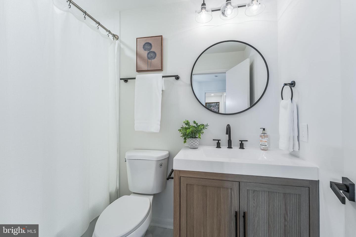 11713 NEWBRIDGE CT, RESTON, Virginia 20191, 4 Bedrooms Bedrooms, ,3 BathroomsBathrooms,Residential,For sale,11713 NEWBRIDGE CT,VAFX2285224 MLS # VAFX2285224 11713 NEWBRIDGE CT, RESTON, Virginia 20191, 4 Bedrooms Bedrooms, ,3 BathroomsBathrooms,Residential,For sale,11713 NEWBRIDGE CT,VAFX2285224 MLS # VAFX2285224