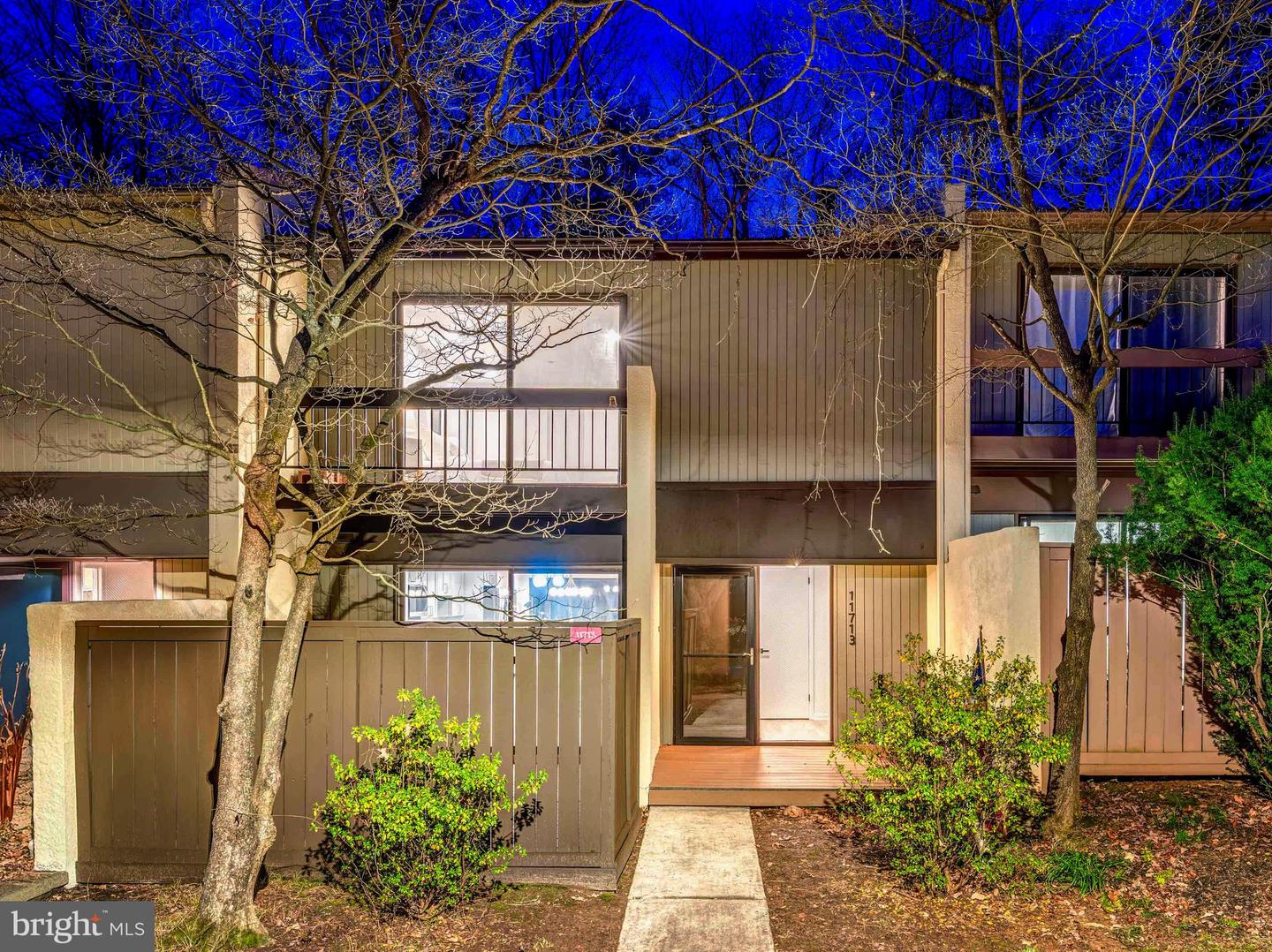 11713 NEWBRIDGE CT, RESTON, Virginia 20191, 4 Bedrooms Bedrooms, ,3 BathroomsBathrooms,Residential,For sale,11713 NEWBRIDGE CT,VAFX2285224 MLS # VAFX2285224 11713 NEWBRIDGE CT, RESTON, Virginia 20191, 4 Bedrooms Bedrooms, ,3 BathroomsBathrooms,Residential,For sale,11713 NEWBRIDGE CT,VAFX2285224 MLS # VAFX2285224