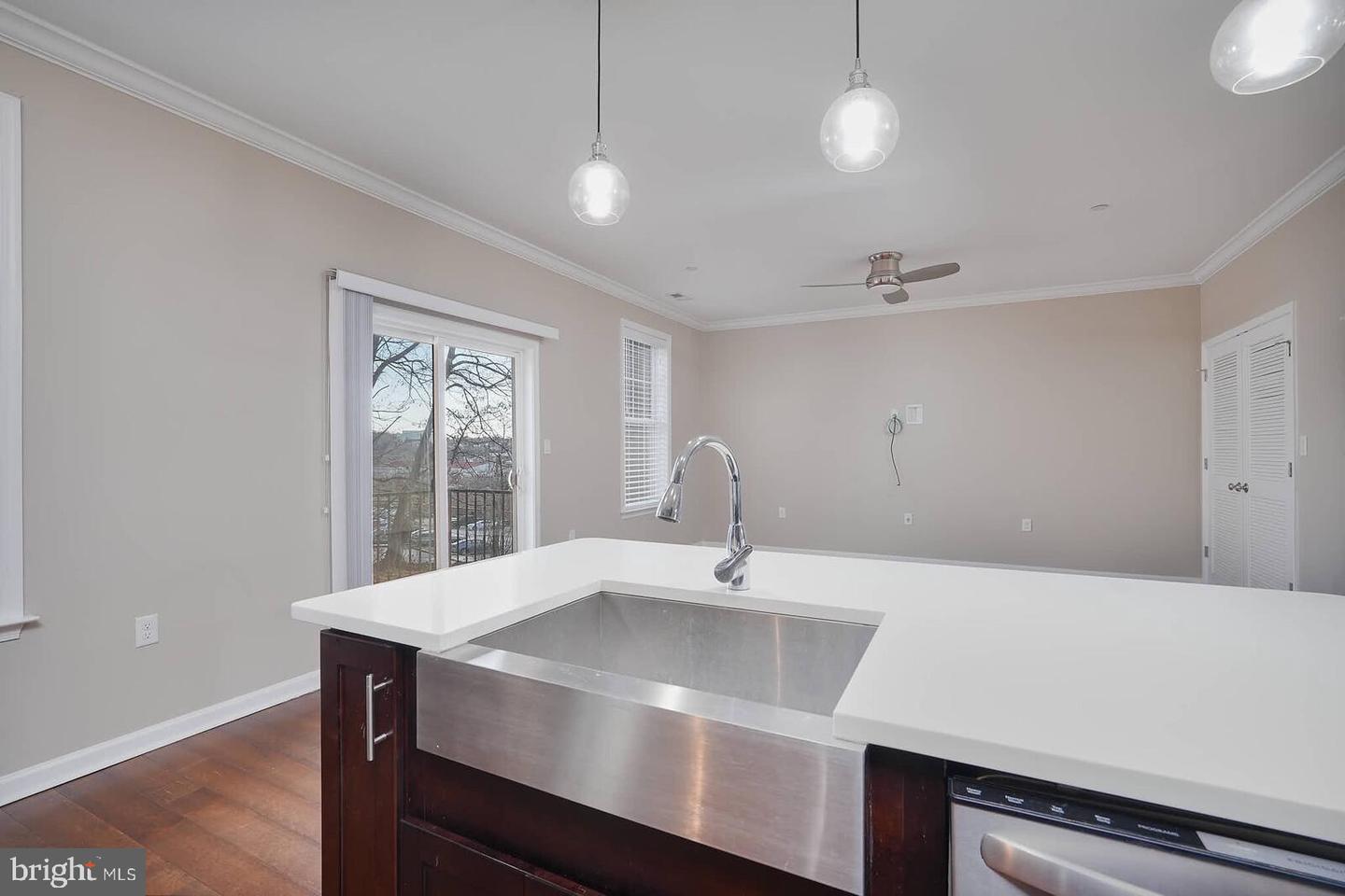 412 WOODCREST DR SE #412B, WASHINGTON, District Of Columbia 20032, 3 Bedrooms Bedrooms, 6 Rooms Rooms,2 BathroomsBathrooms,Residential,For sale,412 WOODCREST DR SE #412B,DCDC2240882 MLS # DCDC2240882