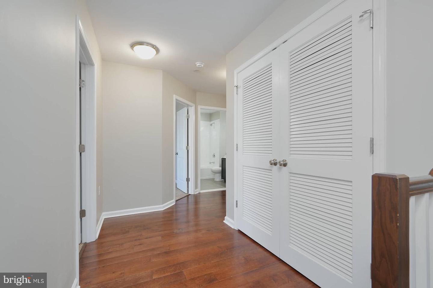 412 WOODCREST DR SE #412B, WASHINGTON, District Of Columbia 20032, 3 Bedrooms Bedrooms, 6 Rooms Rooms,2 BathroomsBathrooms,Residential,For sale,412 WOODCREST DR SE #412B,DCDC2240882 MLS # DCDC2240882
