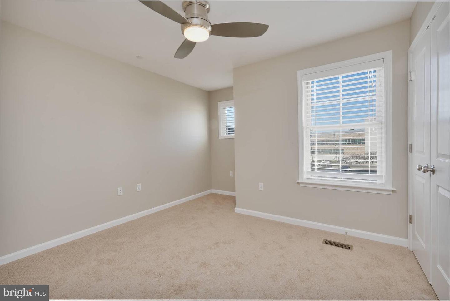 412 WOODCREST DR SE #412B, WASHINGTON, District Of Columbia 20032, 3 Bedrooms Bedrooms, 6 Rooms Rooms,2 BathroomsBathrooms,Residential,For sale,412 WOODCREST DR SE #412B,DCDC2240882 MLS # DCDC2240882