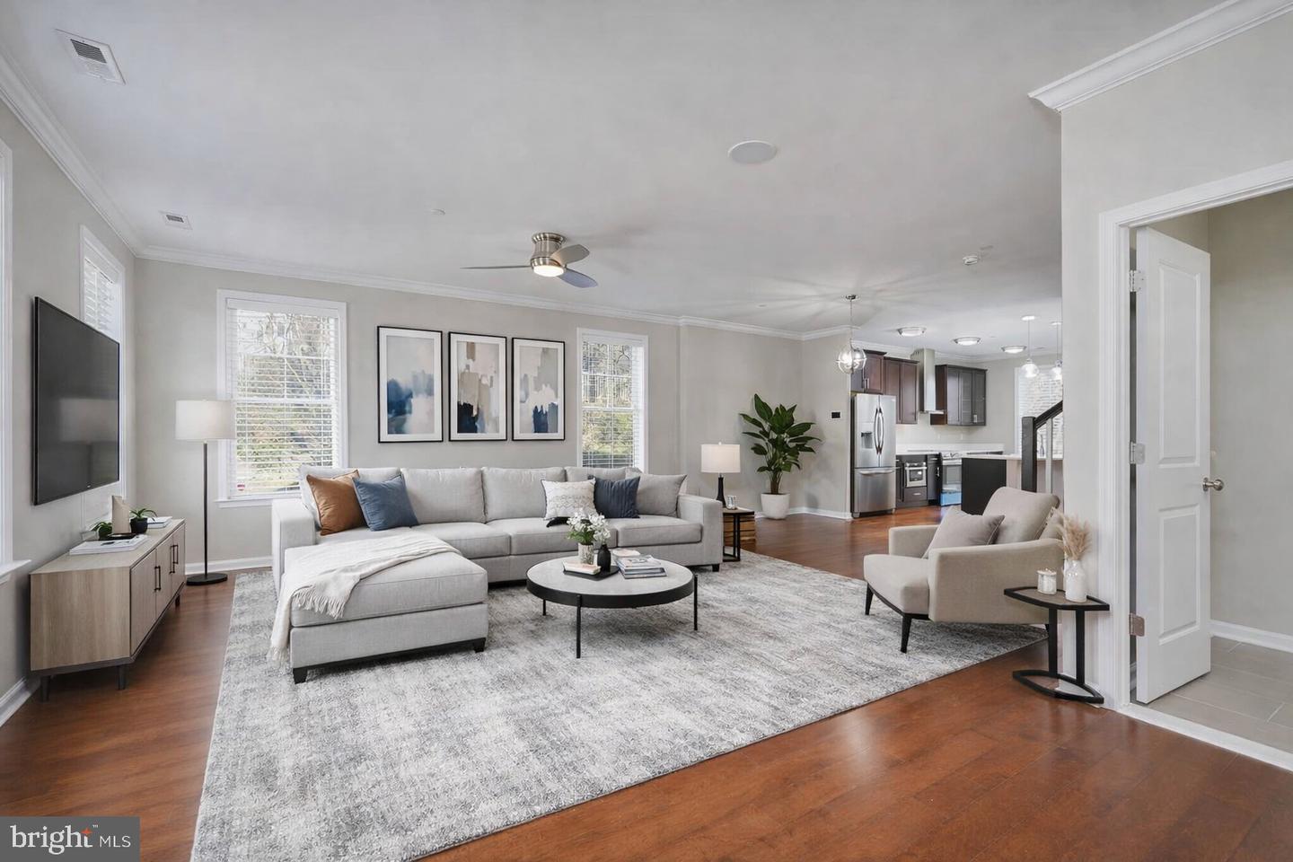 412 WOODCREST DR SE #412B, WASHINGTON, District Of Columbia 20032, 3 Bedrooms Bedrooms, 6 Rooms Rooms,2 BathroomsBathrooms,Residential,For sale,412 WOODCREST DR SE #412B,DCDC2240882 MLS # DCDC2240882