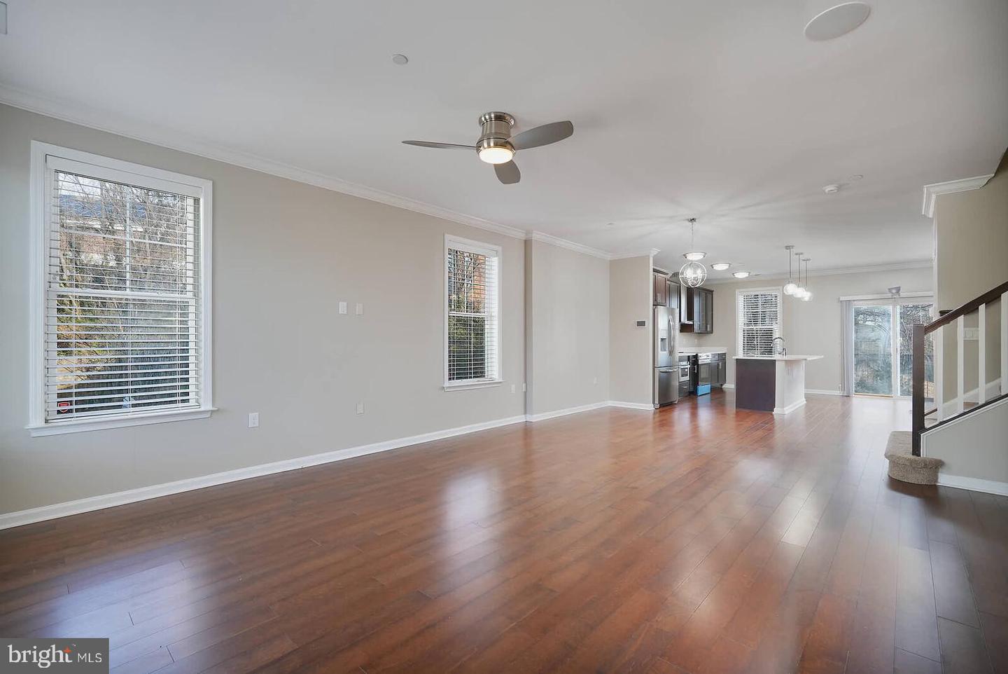 412 WOODCREST DR SE #412B, WASHINGTON, District Of Columbia 20032, 3 Bedrooms Bedrooms, 6 Rooms Rooms,2 BathroomsBathrooms,Residential,For sale,412 WOODCREST DR SE #412B,DCDC2240882 MLS # DCDC2240882