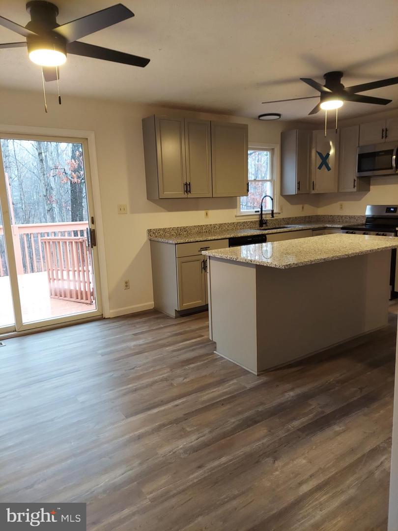 103 NORTHWOOD CIR, CROSS JUNCTION, Virginia 22625, 3 Bedrooms Bedrooms, ,2 BathroomsBathrooms,Residential,For sale,103 NORTHWOOD CIR,VAFV2038846 MLS # VAFV2038846 103 NORTHWOOD CIR, CROSS JUNCTION, Virginia 22625, 3 Bedrooms Bedrooms, ,2 BathroomsBathrooms,Residential,For sale,103 NORTHWOOD CIR,VAFV2038846 MLS # VAFV2038846