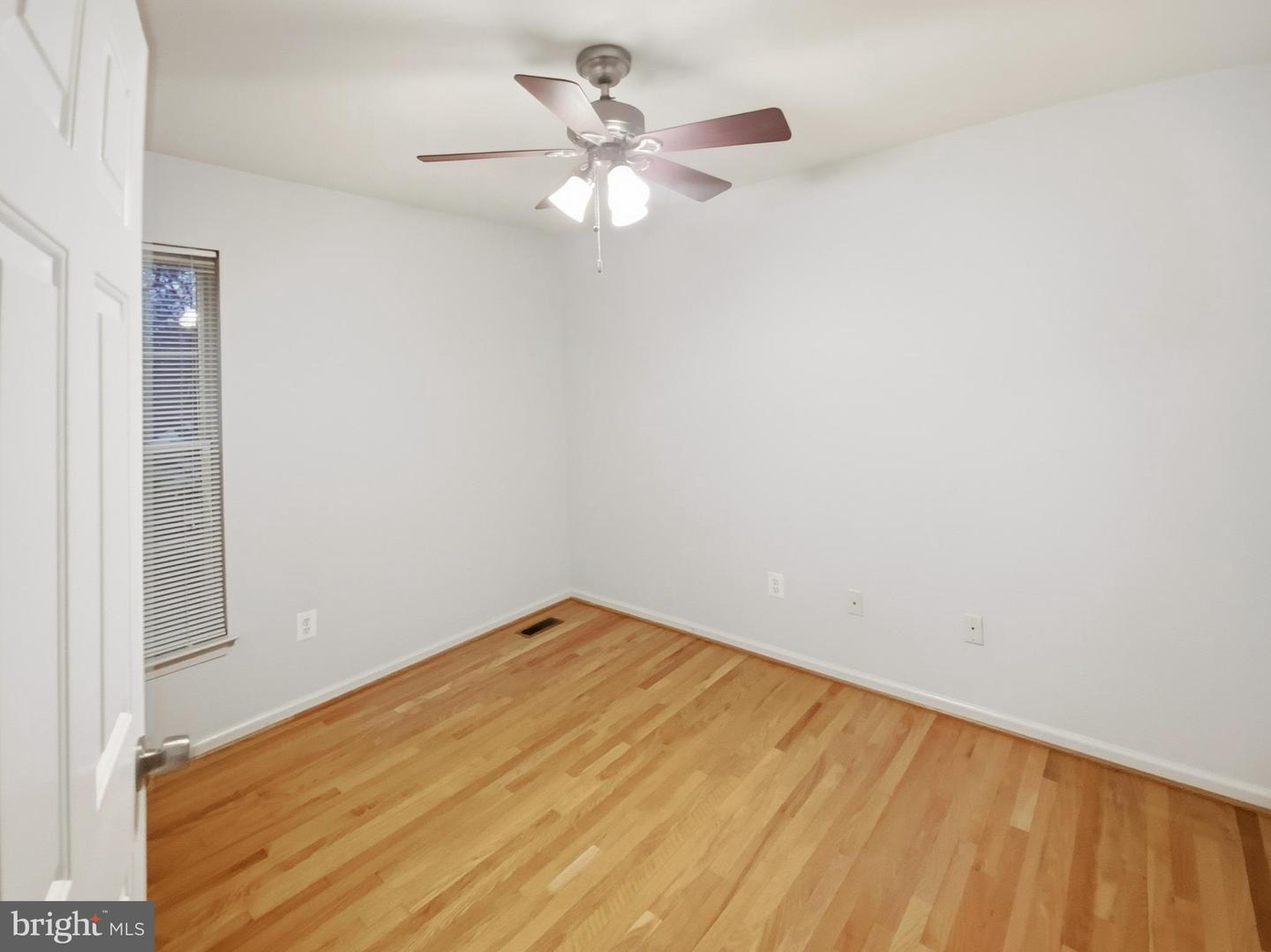 6 EMERALD DR, FREDERICKSBURG, Virginia 22406, 3 Bedrooms Bedrooms, ,2 BathroomsBathrooms,Residential,For sale,6 EMERALD DR,VAST2045198 MLS # VAST2045198