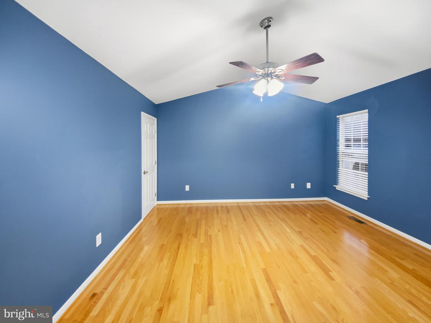 6 EMERALD DR, FREDERICKSBURG, Virginia 22406, 3 Bedrooms Bedrooms, ,2 BathroomsBathrooms,Residential,For sale,6 EMERALD DR,VAST2045198 MLS # VAST2045198