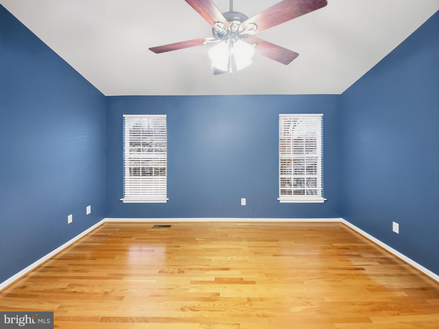 6 EMERALD DR, FREDERICKSBURG, Virginia 22406, 3 Bedrooms Bedrooms, ,2 BathroomsBathrooms,Residential,For sale,6 EMERALD DR,VAST2045198 MLS # VAST2045198