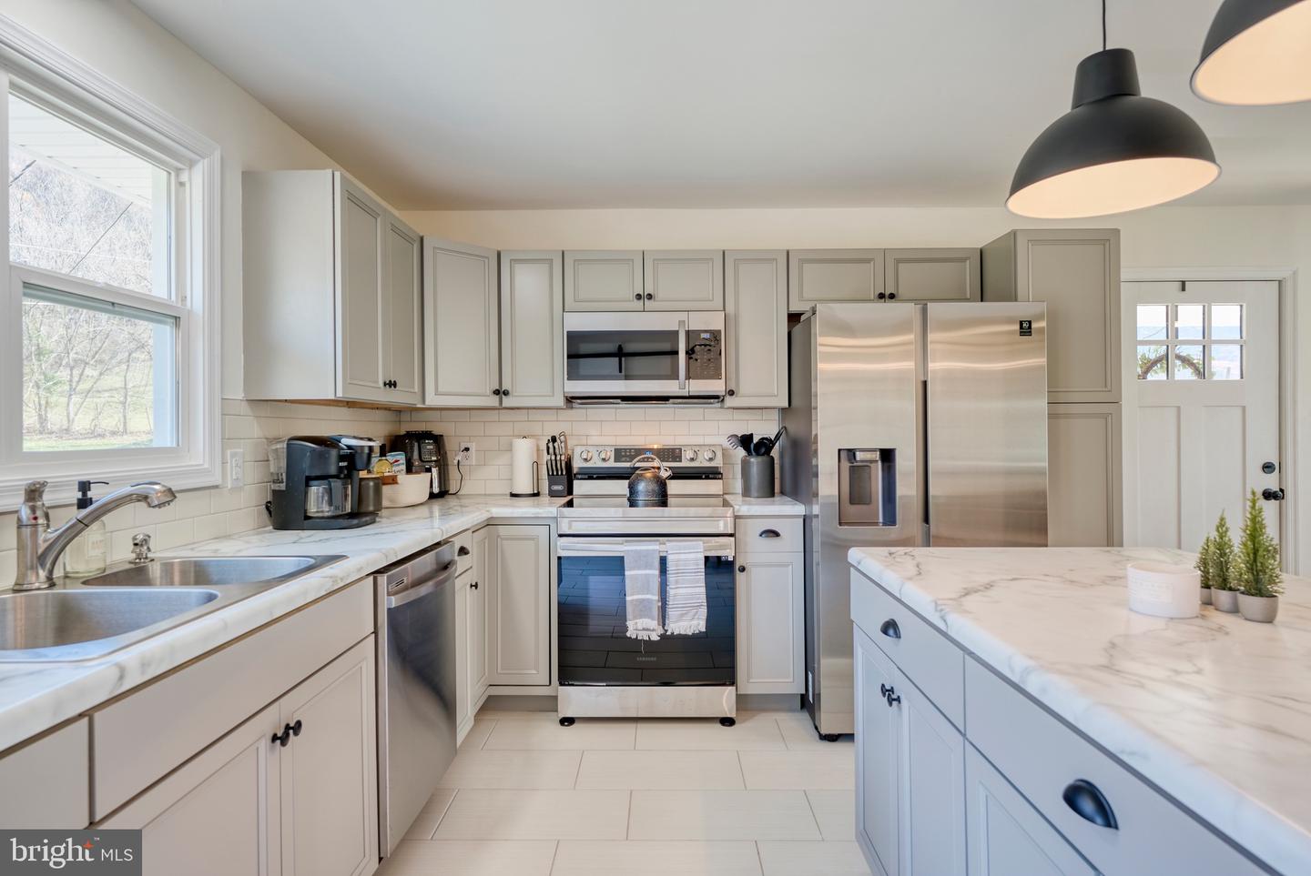 220 VIEW MOUNTAIN RD, STANLEY, Virginia 22851, 3 Bedrooms Bedrooms, ,2 BathroomsBathrooms,Residential,For sale,220 VIEW MOUNTAIN RD,VAPA2005876 MLS # VAPA2005876