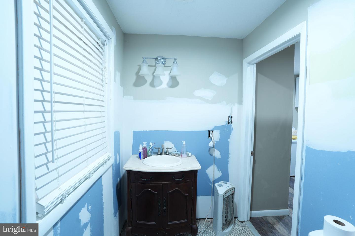 948 DISMAL HOLLOW RD, FRONT ROYAL, Virginia 22630, 3 Bedrooms Bedrooms, ,2 BathroomsBathrooms,Residential,For sale,948 DISMAL HOLLOW RD,VAWR2013104 MLS # VAWR2013104 948 DISMAL HOLLOW RD, FRONT ROYAL, Virginia 22630, 3 Bedrooms Bedrooms, ,2 BathroomsBathrooms,Residential,For sale,948 DISMAL HOLLOW RD,VAWR2013104 MLS # VAWR2013104