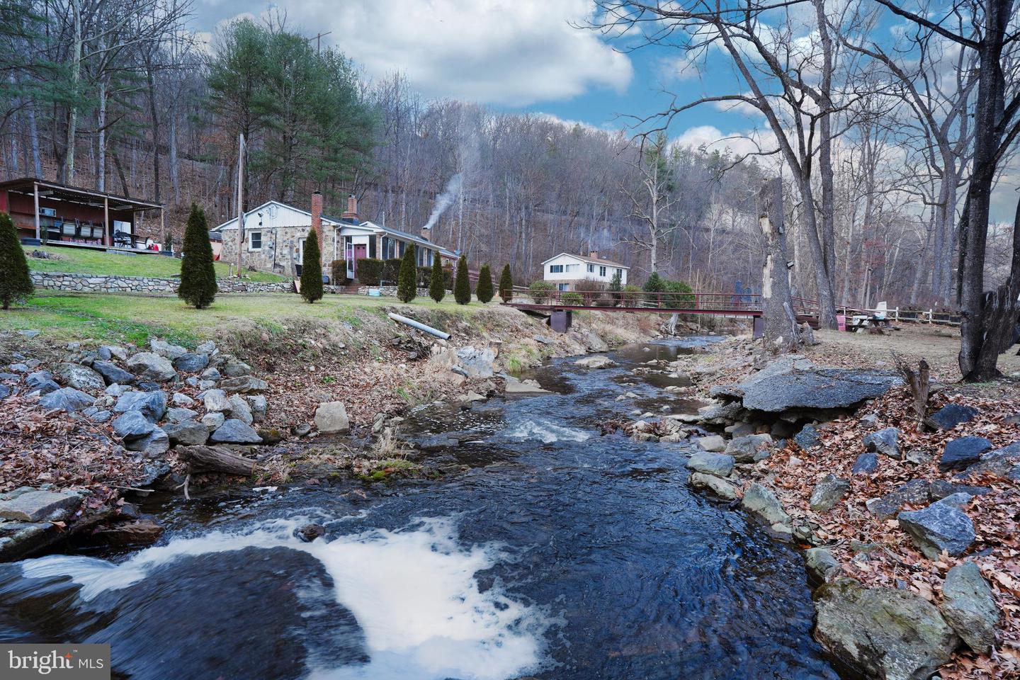 948 DISMAL HOLLOW RD, FRONT ROYAL, Virginia 22630, 3 Bedrooms Bedrooms, ,2 BathroomsBathrooms,Residential,For sale,948 DISMAL HOLLOW RD,VAWR2013104 MLS # VAWR2013104 948 DISMAL HOLLOW RD, FRONT ROYAL, Virginia 22630, 3 Bedrooms Bedrooms, ,2 BathroomsBathrooms,Residential,For sale,948 DISMAL HOLLOW RD,VAWR2013104 MLS # VAWR2013104