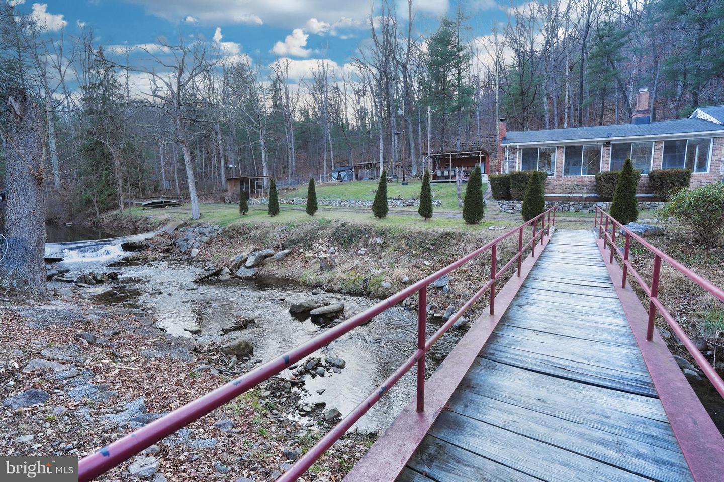 948 DISMAL HOLLOW RD, FRONT ROYAL, Virginia 22630, 3 Bedrooms Bedrooms, ,2 BathroomsBathrooms,Residential,For sale,948 DISMAL HOLLOW RD,VAWR2013104 MLS # VAWR2013104 948 DISMAL HOLLOW RD, FRONT ROYAL, Virginia 22630, 3 Bedrooms Bedrooms, ,2 BathroomsBathrooms,Residential,For sale,948 DISMAL HOLLOW RD,VAWR2013104 MLS # VAWR2013104