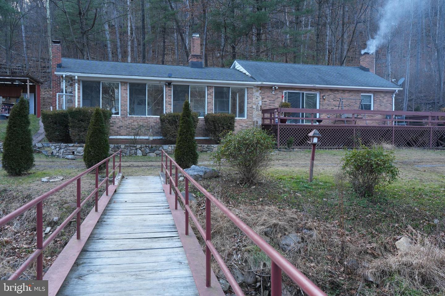 948 DISMAL HOLLOW RD, FRONT ROYAL, Virginia 22630, 3 Bedrooms Bedrooms, ,2 BathroomsBathrooms,Residential,For sale,948 DISMAL HOLLOW RD,VAWR2013104 MLS # VAWR2013104 948 DISMAL HOLLOW RD, FRONT ROYAL, Virginia 22630, 3 Bedrooms Bedrooms, ,2 BathroomsBathrooms,Residential,For sale,948 DISMAL HOLLOW RD,VAWR2013104 MLS # VAWR2013104