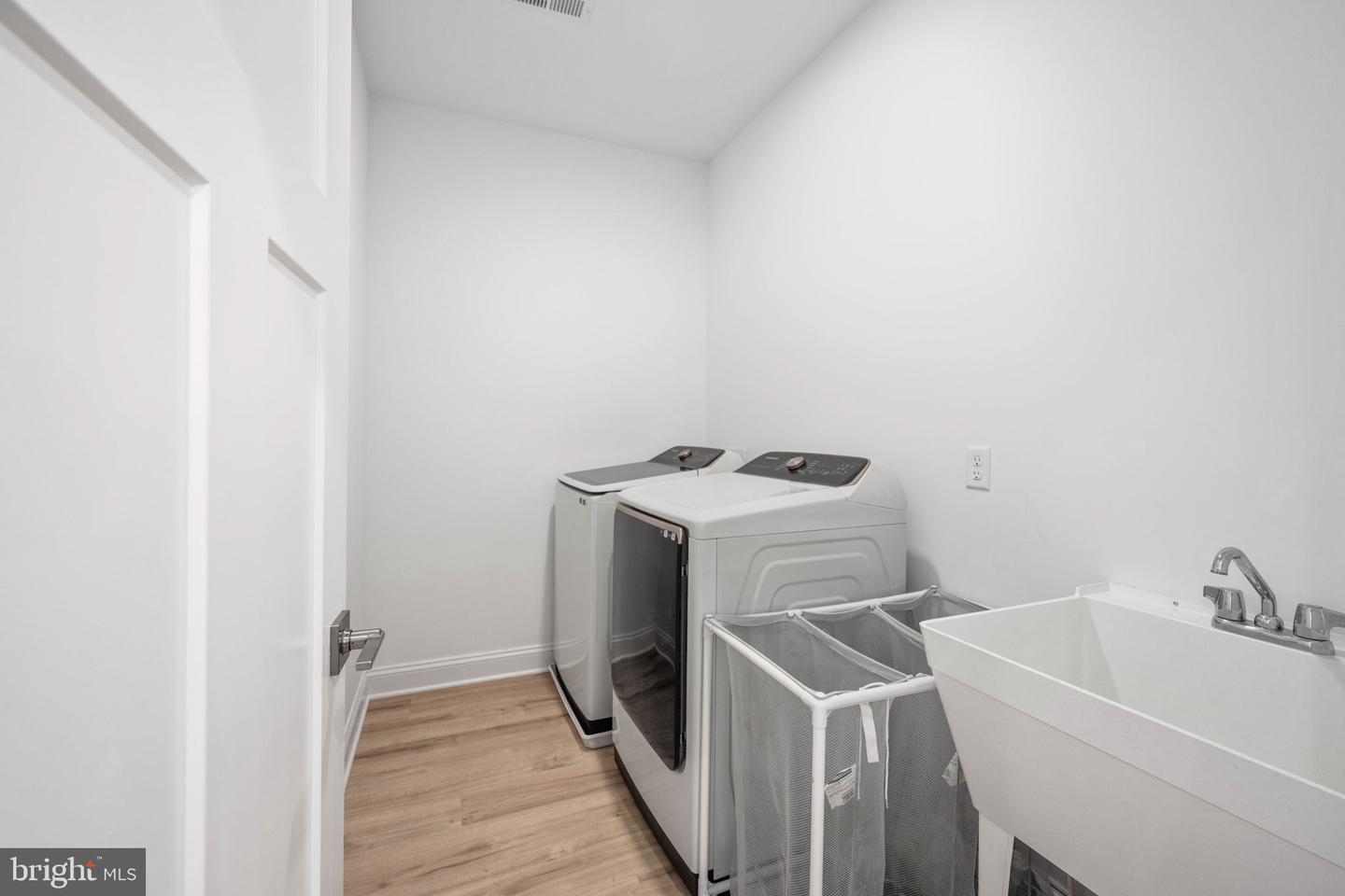 11302 RADCLIFF TER, SPOTSYLVANIA, Virginia 22551, 5 Bedrooms Bedrooms, ,4 BathroomsBathrooms,Residential,For sale,11302 RADCLIFF TER,VASP2038604 MLS # VASP2038604