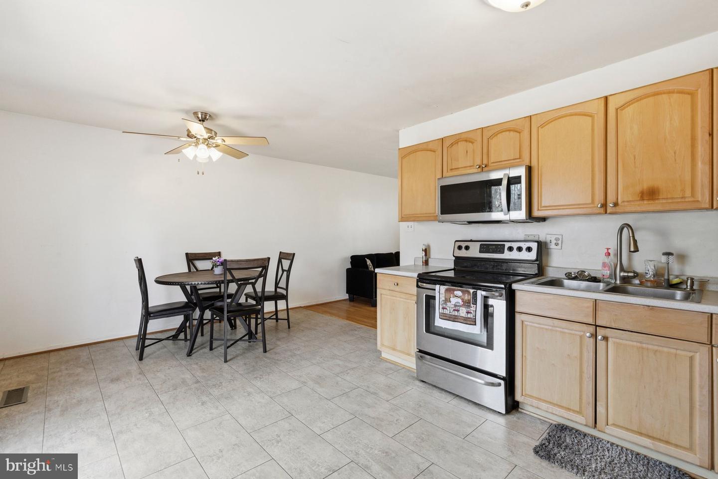 10601 MEADOWLARK LN, SPOTSYLVANIA, Virginia 22553, 3 Bedrooms Bedrooms, ,1 BathroomBathrooms,Residential,For sale,10601 MEADOWLARK LN,VASP2038530 MLS # VASP2038530