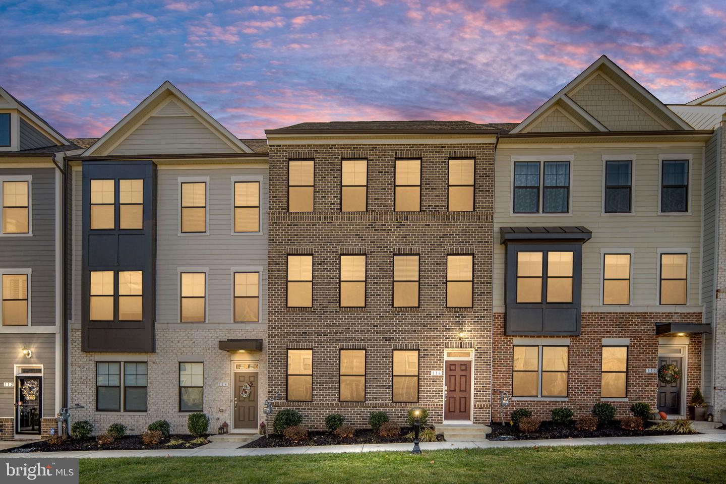 116 BEATSON ST, FREDERICKSBURG, Virginia 22401, 4 Bedrooms Bedrooms, ,3 BathroomsBathrooms,Residential,For sale,116 BEATSON ST,VAFB2009502 MLS # VAFB2009502