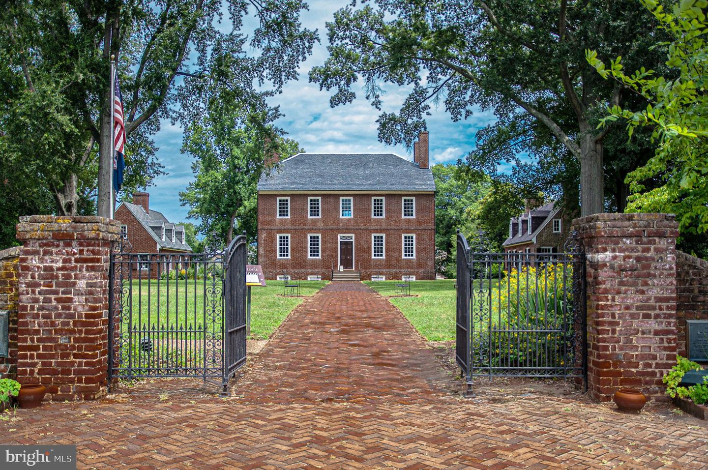 116 BEATSON ST, FREDERICKSBURG, Virginia 22401, 4 Bedrooms Bedrooms, ,3 BathroomsBathrooms,Residential,For sale,116 BEATSON ST,VAFB2009502 MLS # VAFB2009502