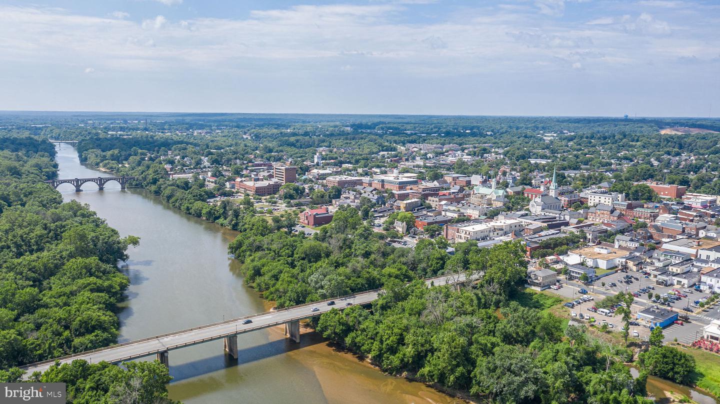 116 BEATSON ST, FREDERICKSBURG, Virginia 22401, 4 Bedrooms Bedrooms, ,3 BathroomsBathrooms,Residential,For sale,116 BEATSON ST,VAFB2009502 MLS # VAFB2009502