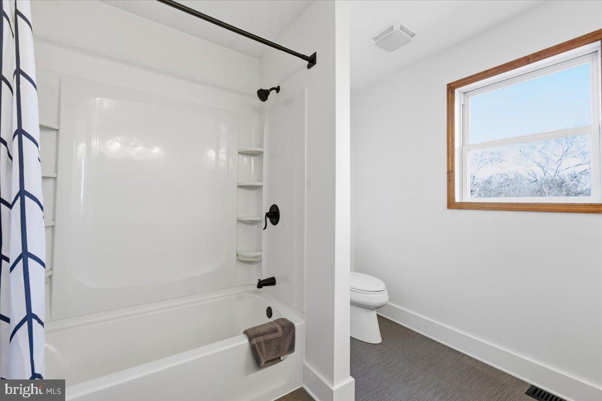 1970 MOREWOOD RD, HARDY, Virginia 24101, 4 Bedrooms Bedrooms, ,3 BathroomsBathrooms,Residential,For sale,1970 MOREWOOD RD,VAFK2000094 MLS # VAFK2000094