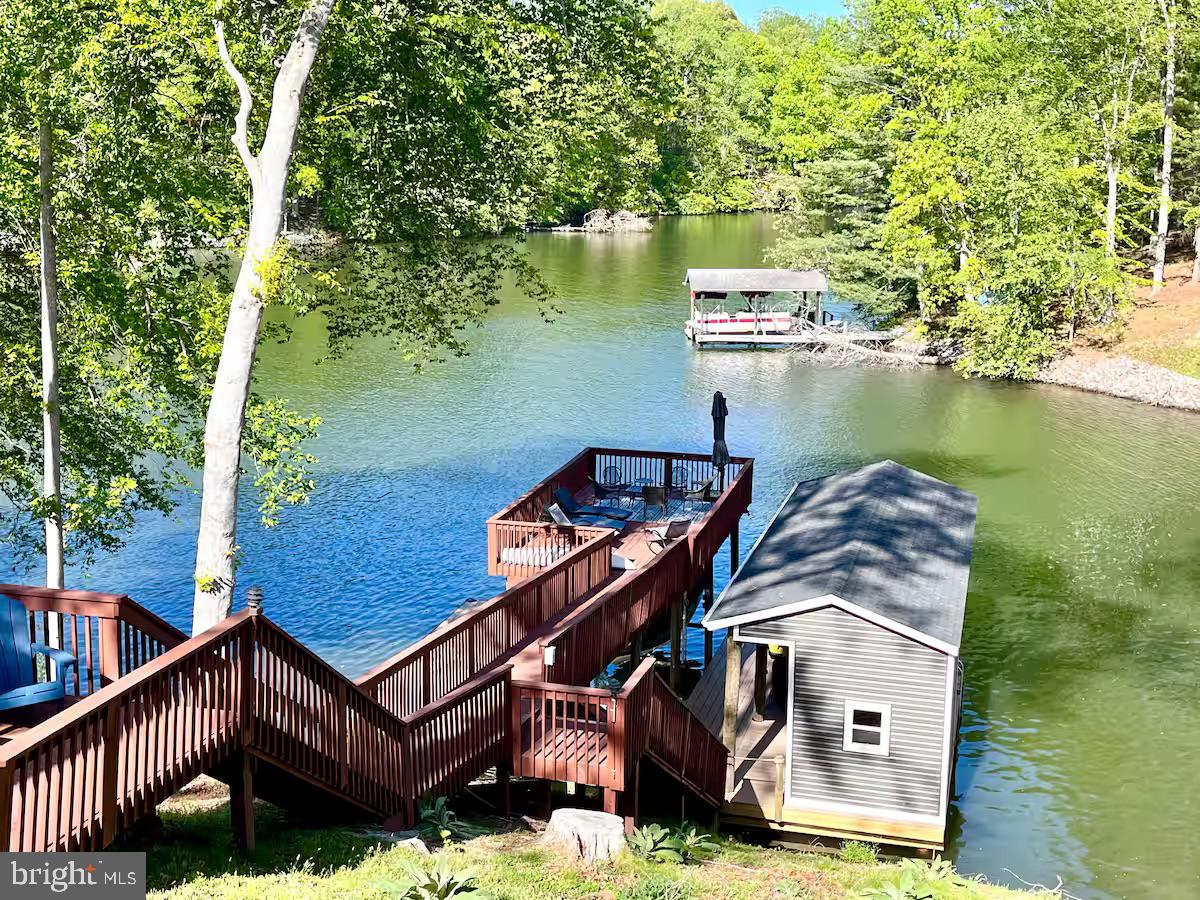 1970 MOREWOOD RD, HARDY, Virginia 24101, 4 Bedrooms Bedrooms, ,3 BathroomsBathrooms,Residential,For sale,1970 MOREWOOD RD,VAFK2000094 MLS # VAFK2000094