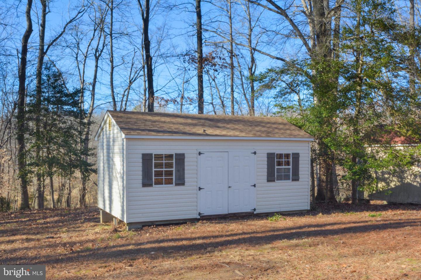 821 CAMPERS LN, RUTHER GLEN, Virginia 22546, 4 Bedrooms Bedrooms, 7 Rooms Rooms,3 BathroomsBathrooms,Residential,For sale,821 CAMPERS LN,VACV2009390 MLS # VACV2009390